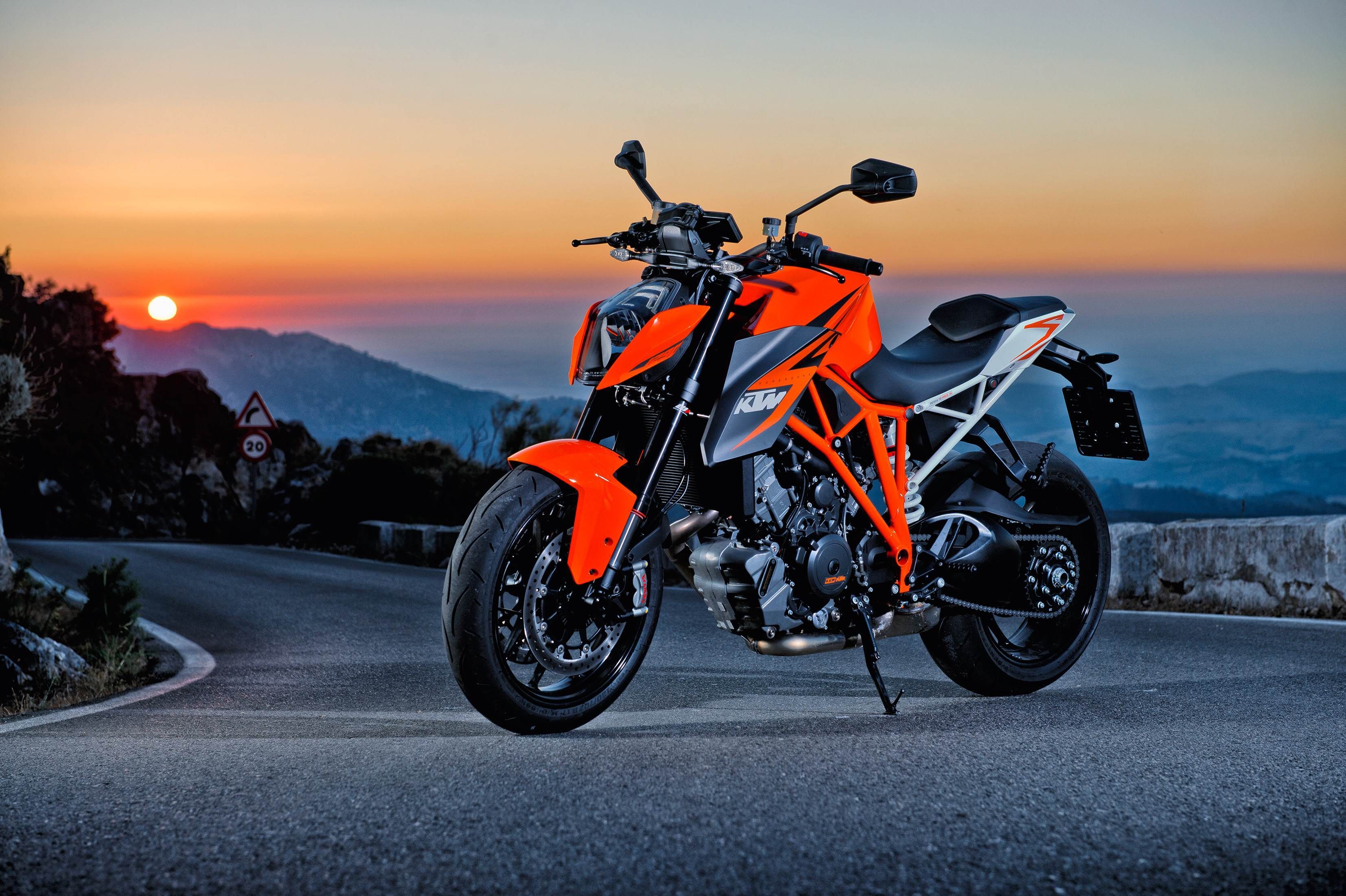 Ktm Super Duke Wallpapers