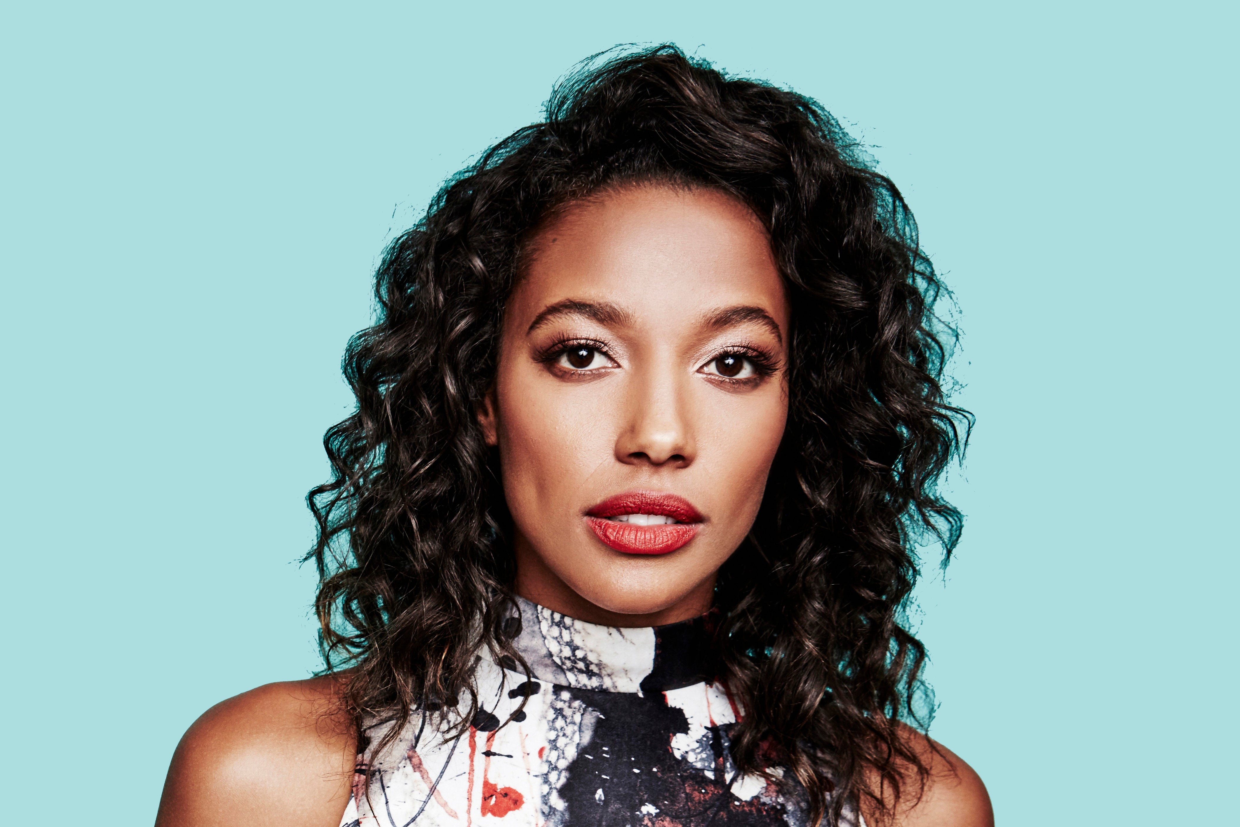 Kylie Bunbury Wallpapers