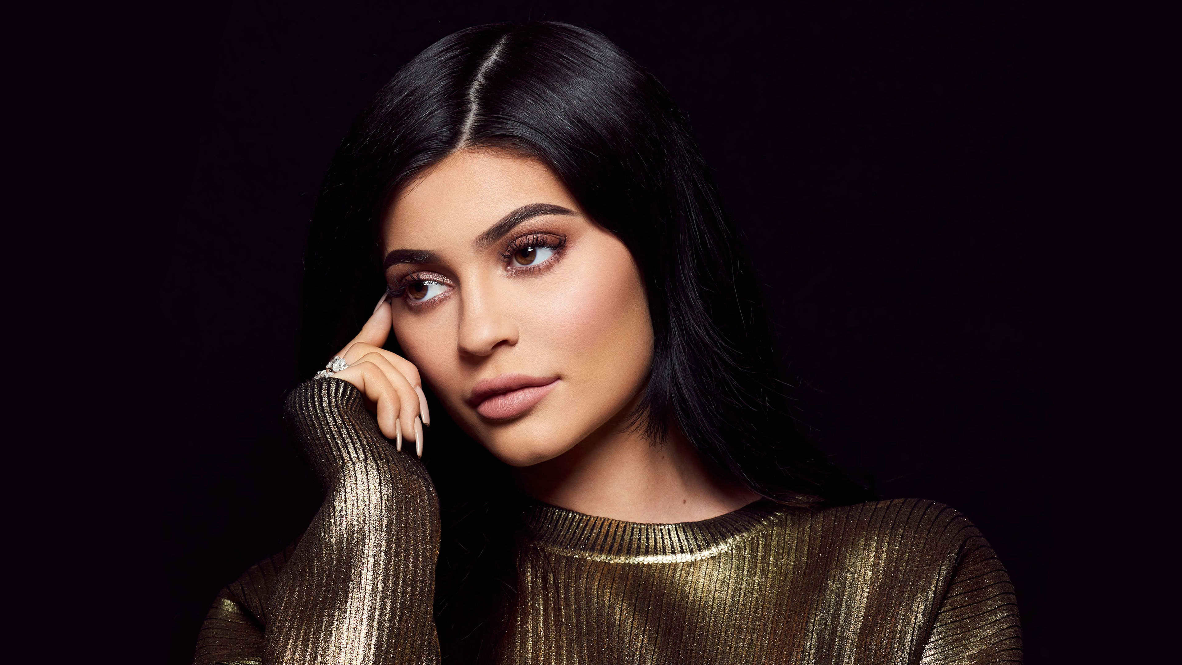 Kylie Jenner 4K Wallpapers