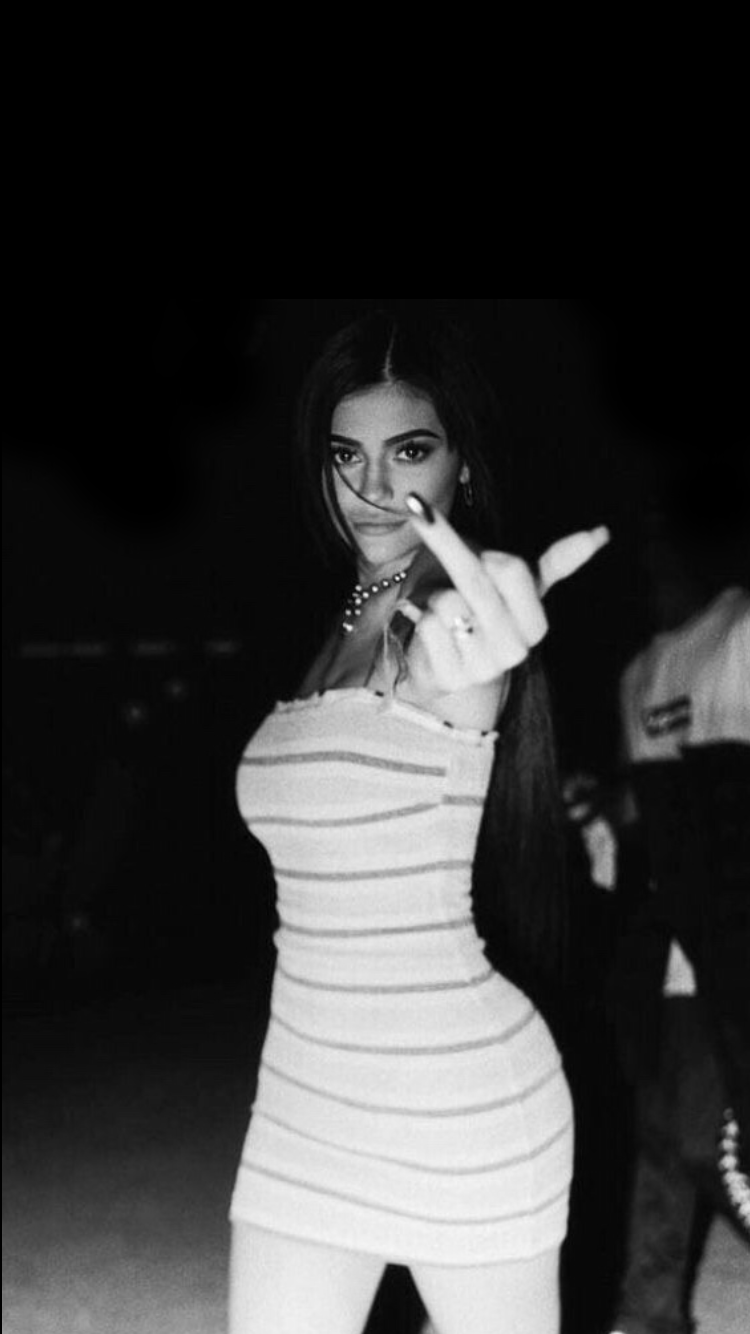 Kylie Jenner New Wallpapers