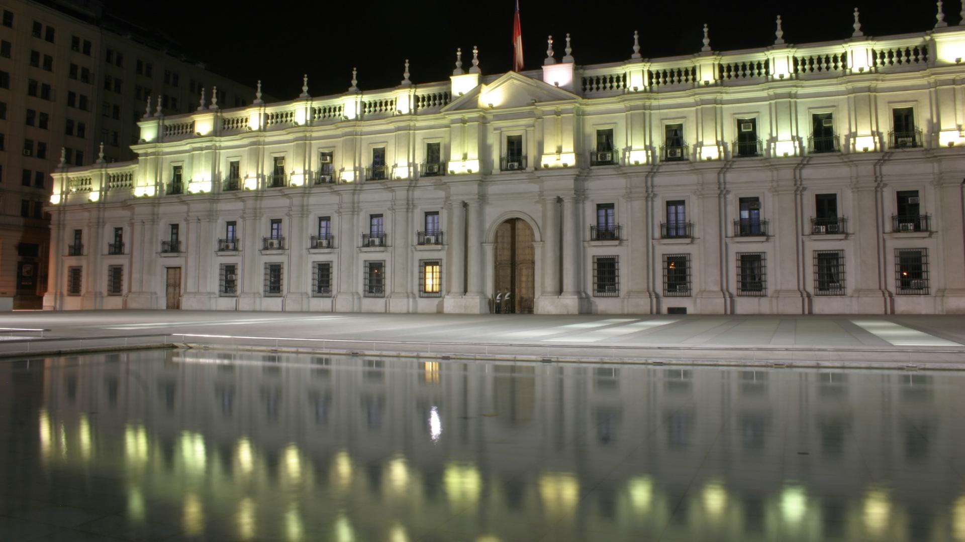 La Moneda Palace Wallpapers