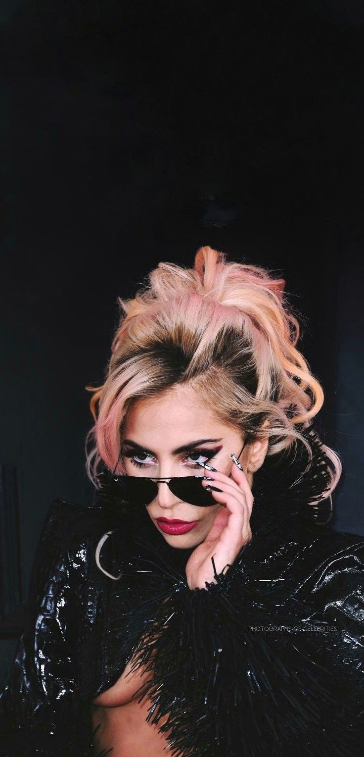Lady Gaga Iphone Wallpapers
