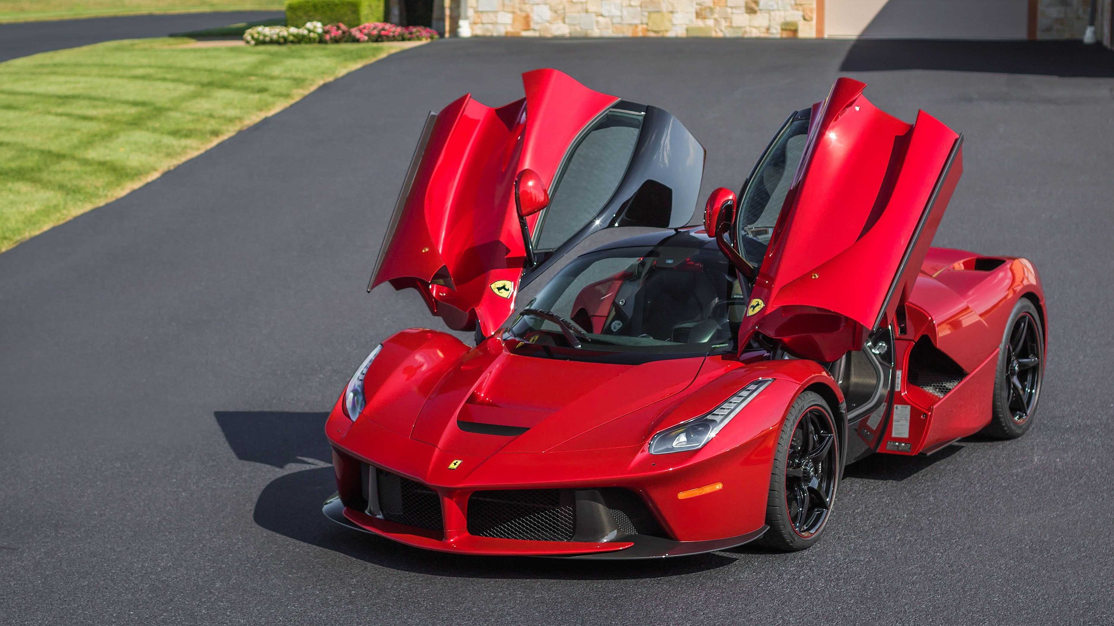 Laferrari 4K Wallpapers