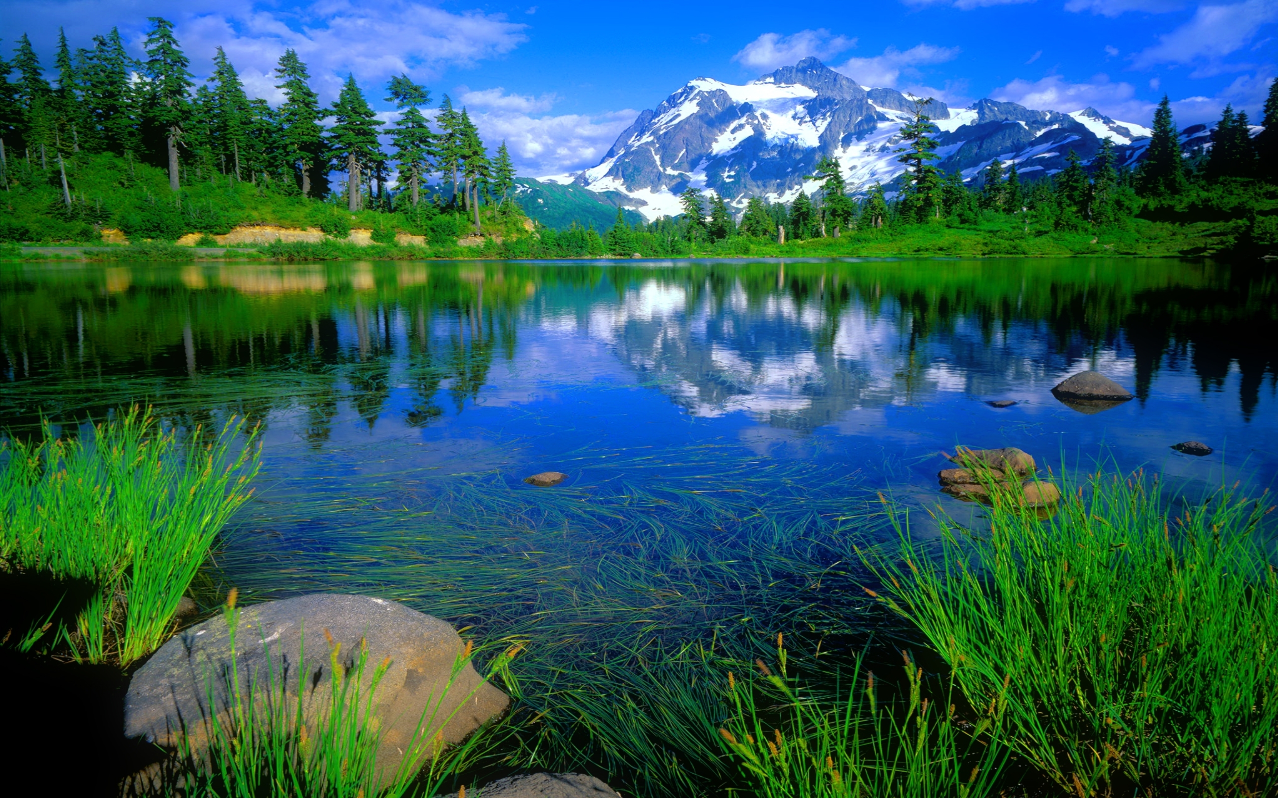 Lagoon Mountains Wallpapers