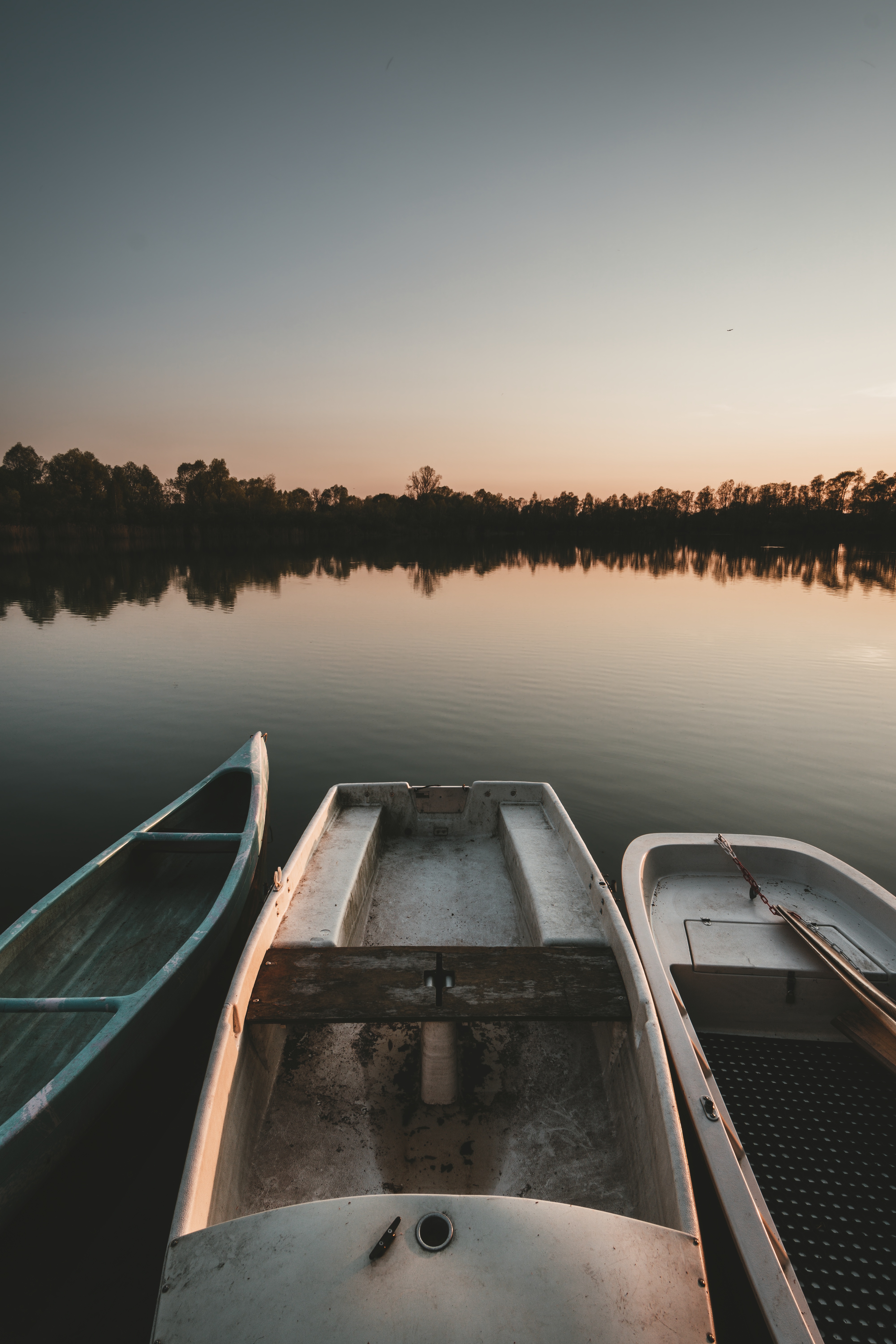 Lake Reflection Scenic Horizon Wallpapers