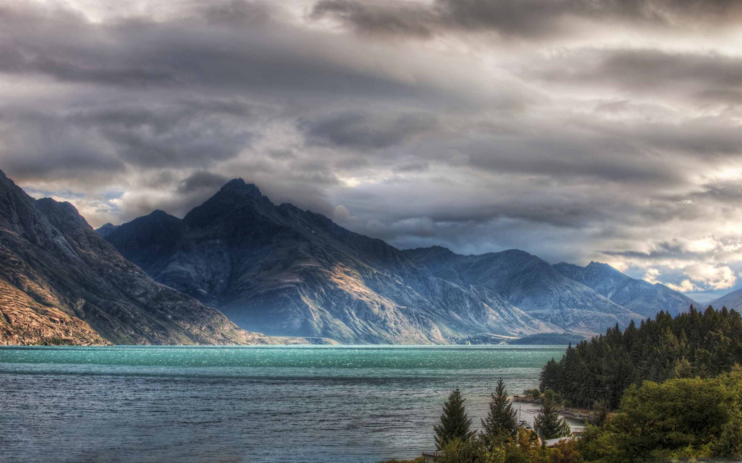 Lake Wakatipu Wallpapers