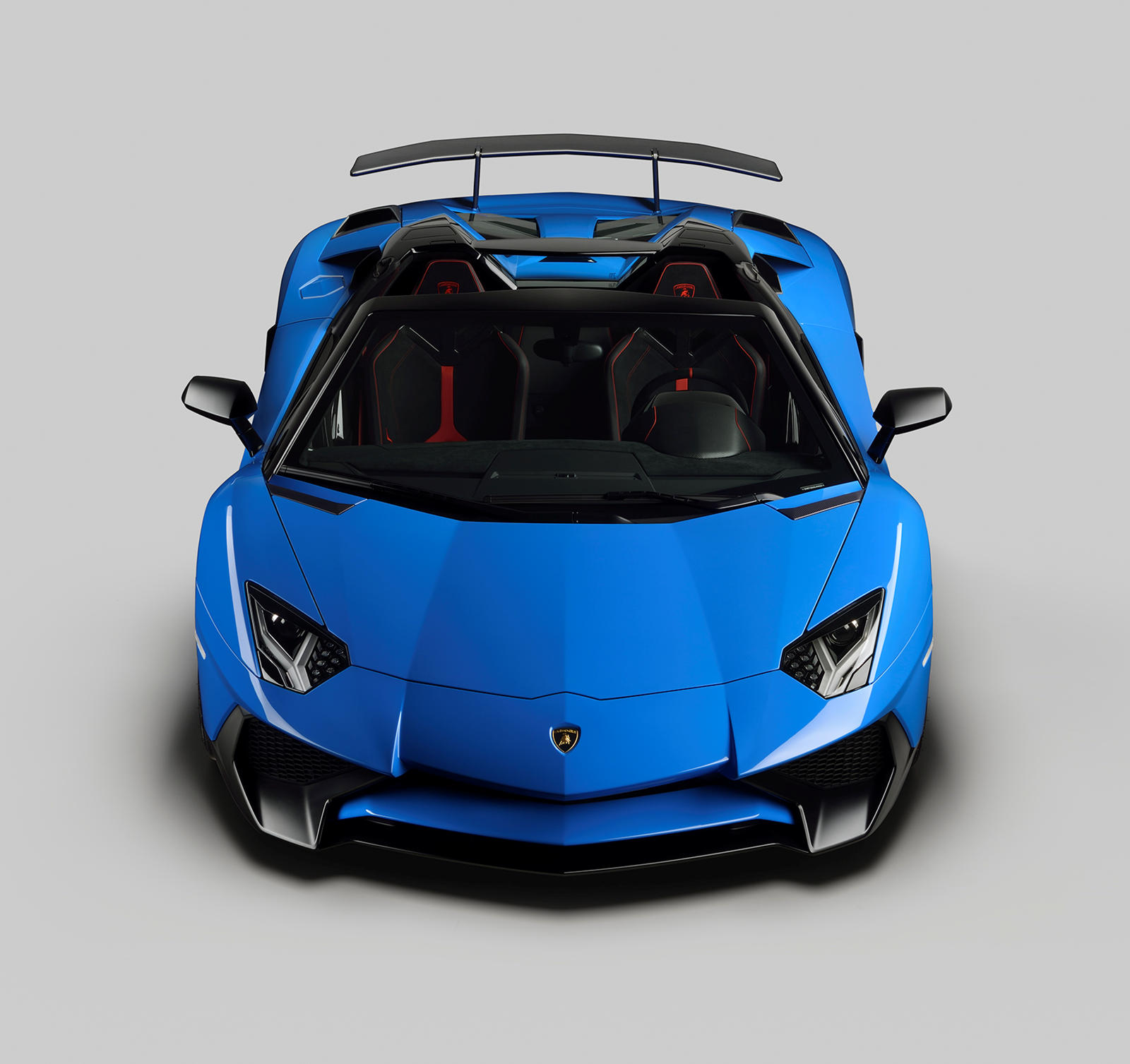 Lamborghini Aventador S Roadster 2017 Wallpapers