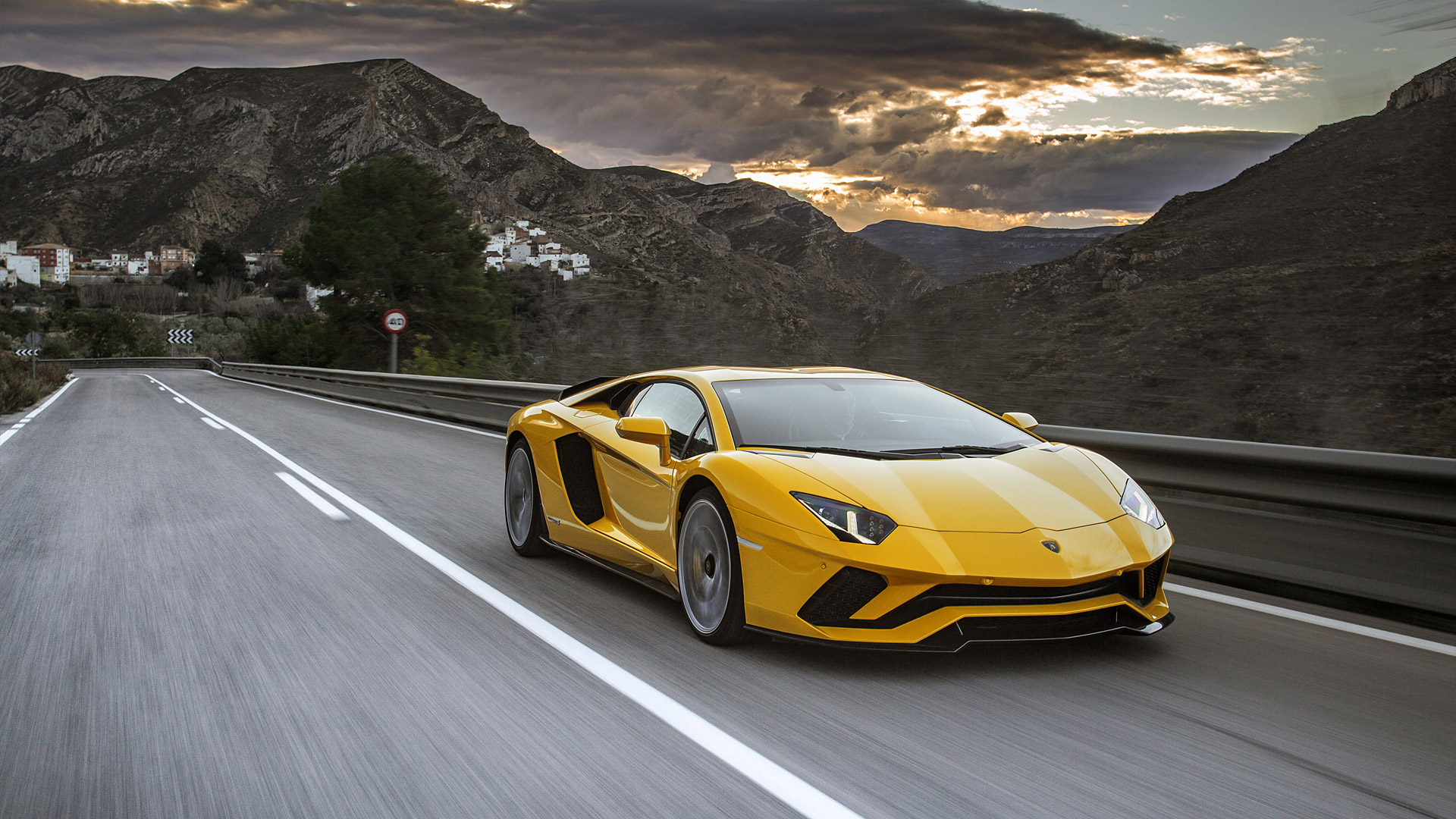 Lamborghini Aventador S Wallpapers