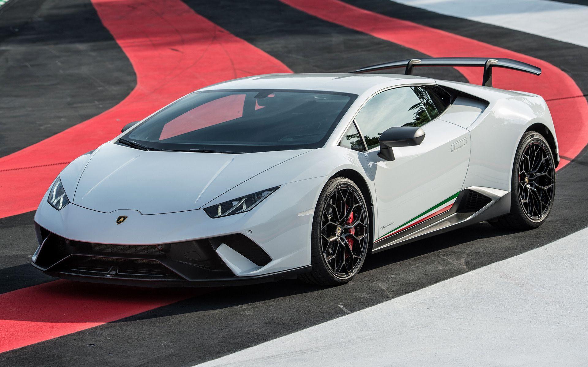 Lamborghini Huracan Performante Wallpapers