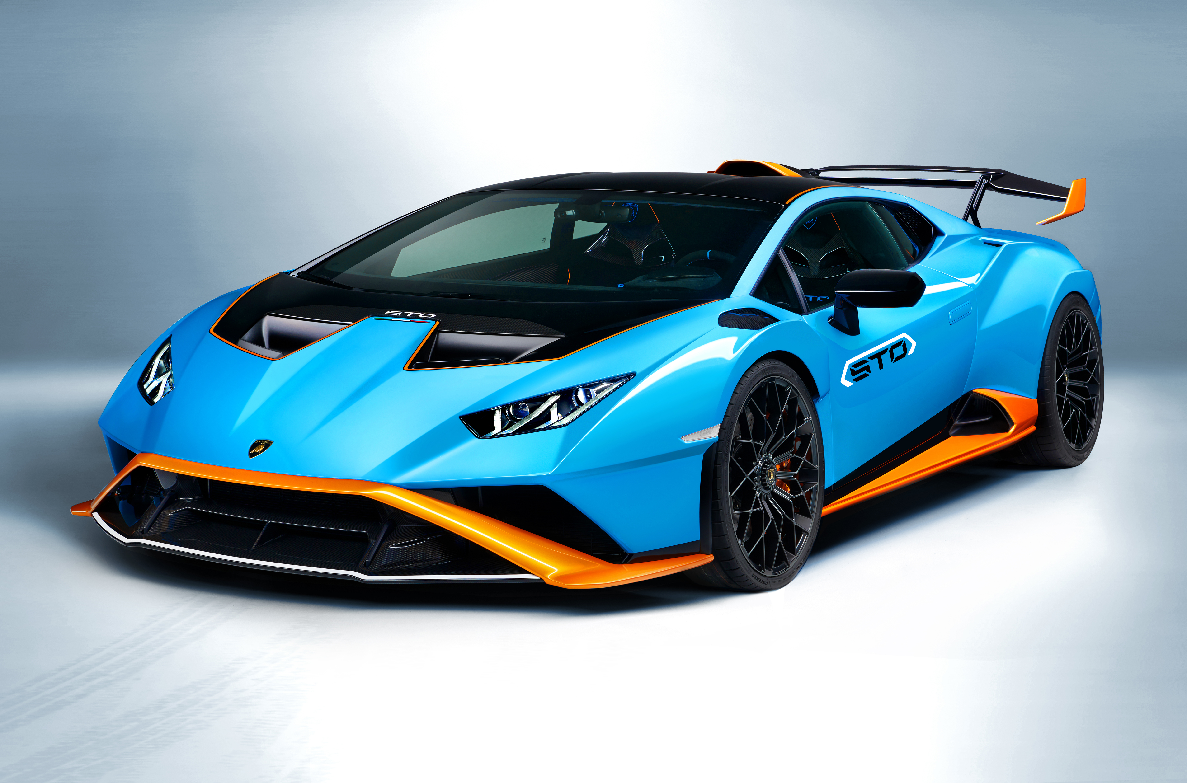 Lamborghini Huracan Sto Wallpapers