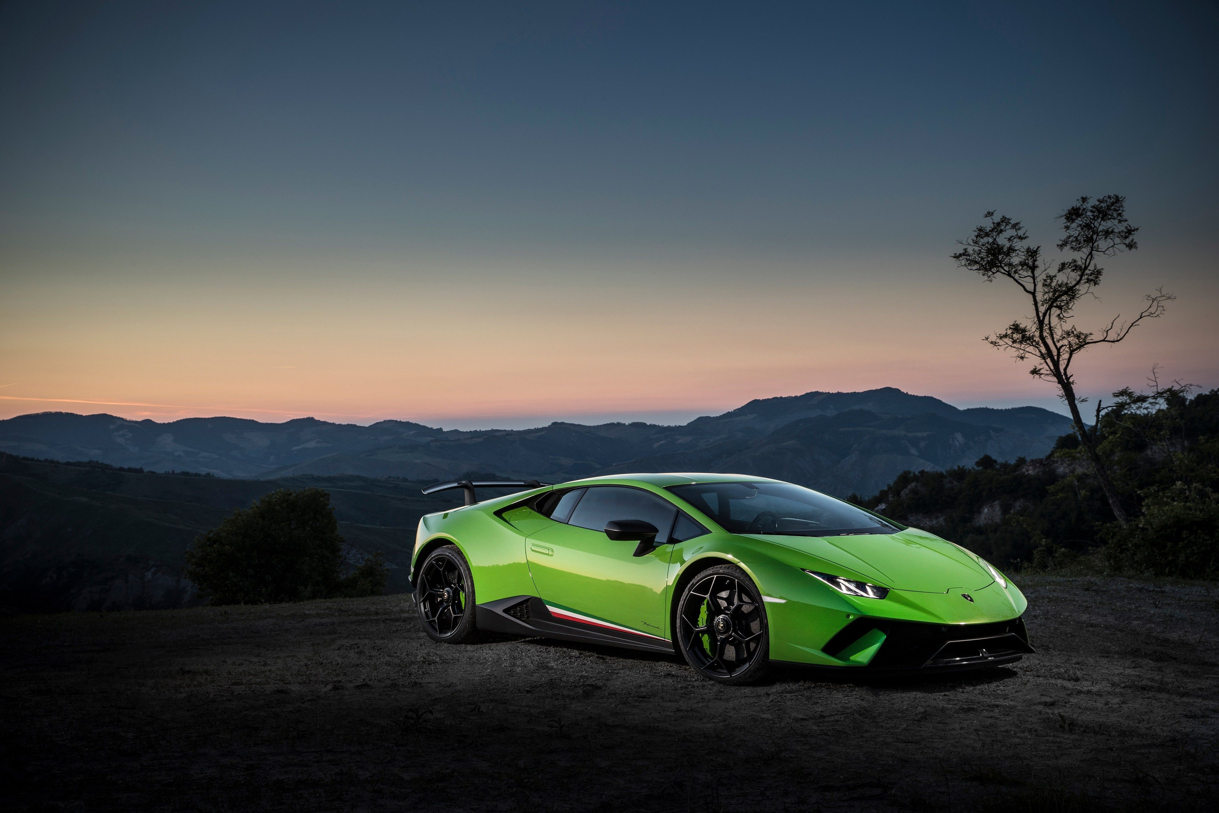 Lamborghini Huracan Wallpapers