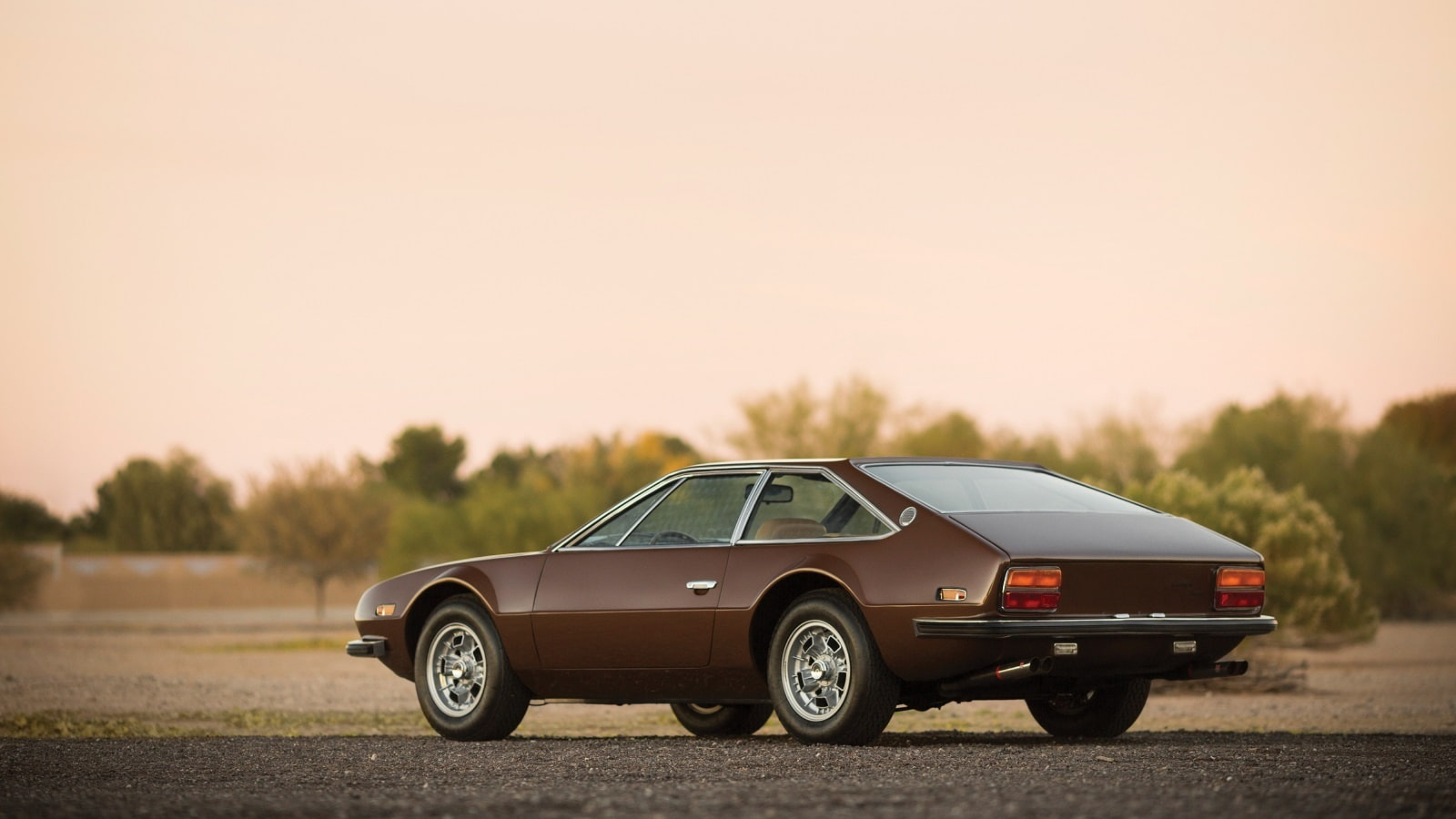 Lamborghini Jarama Wallpapers