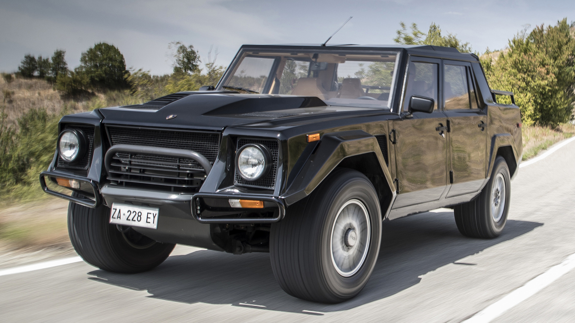 Lamborghini Lm002 Wallpapers