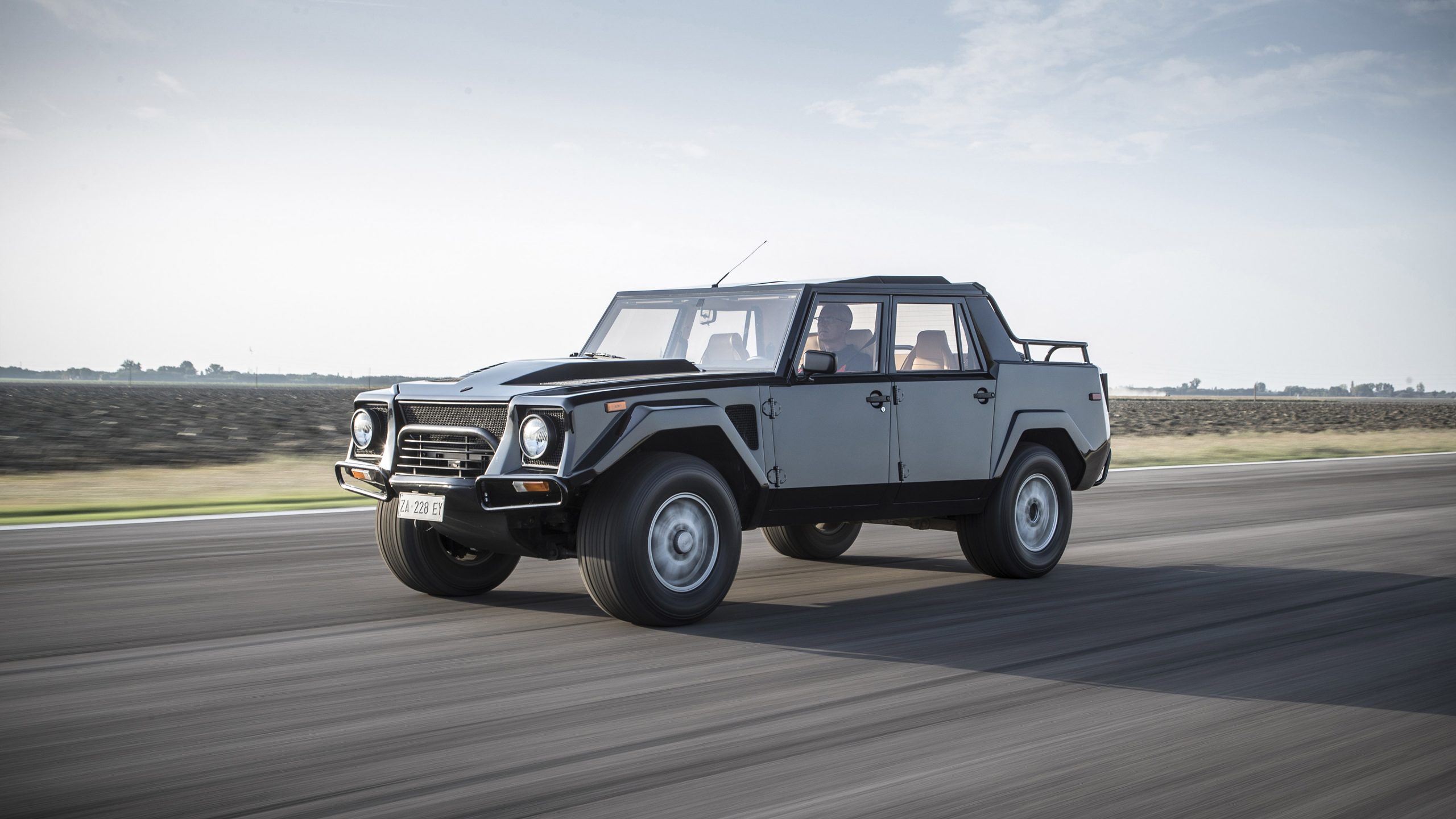 Lamborghini Lm002 Wallpapers