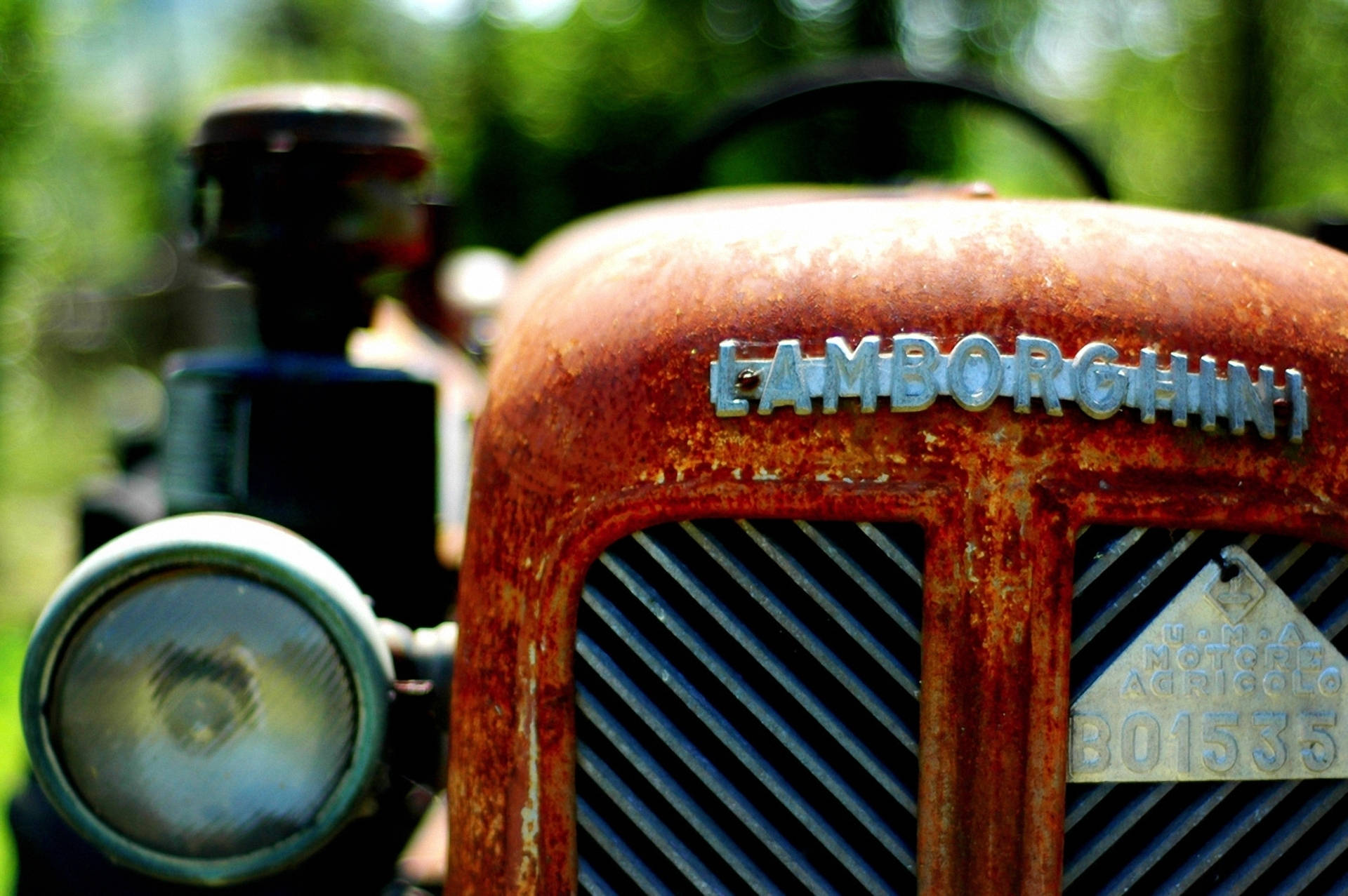 Lamborghini Tractor Wallpapers