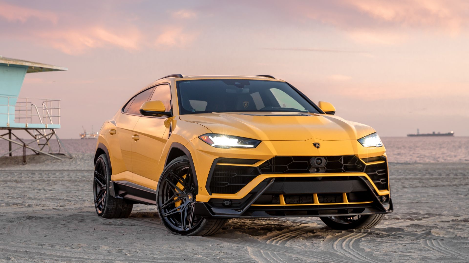 Lamborghini Urus Wallpapers