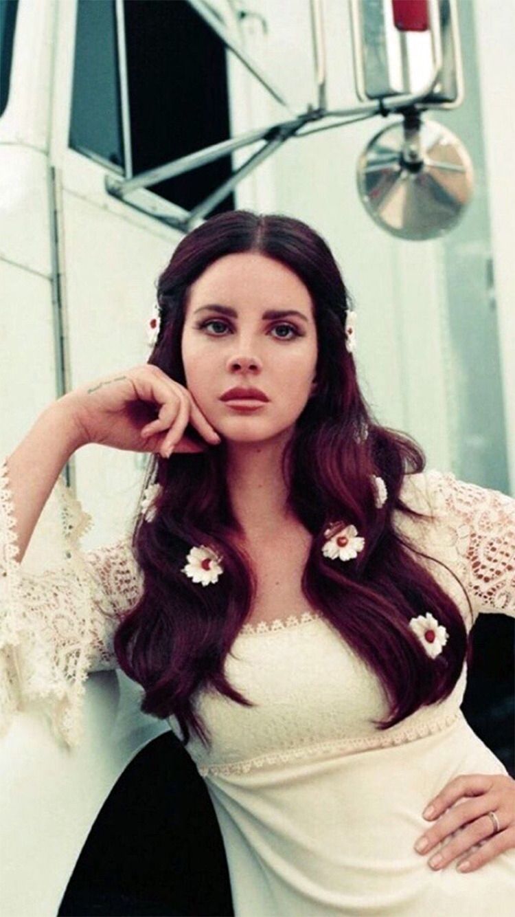 Lana Del Rey Iphone Wallpapers