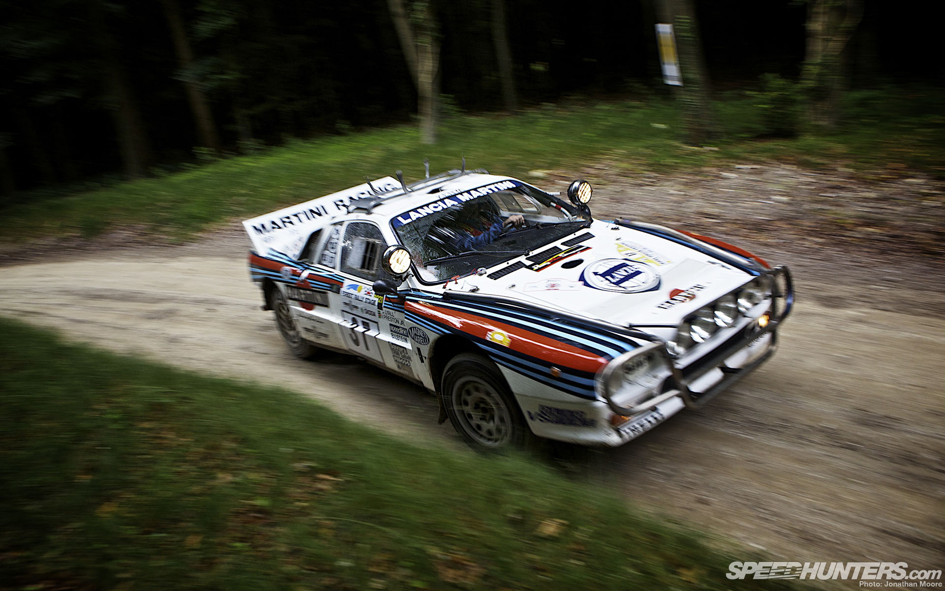 Lancia 037 Wallpapers