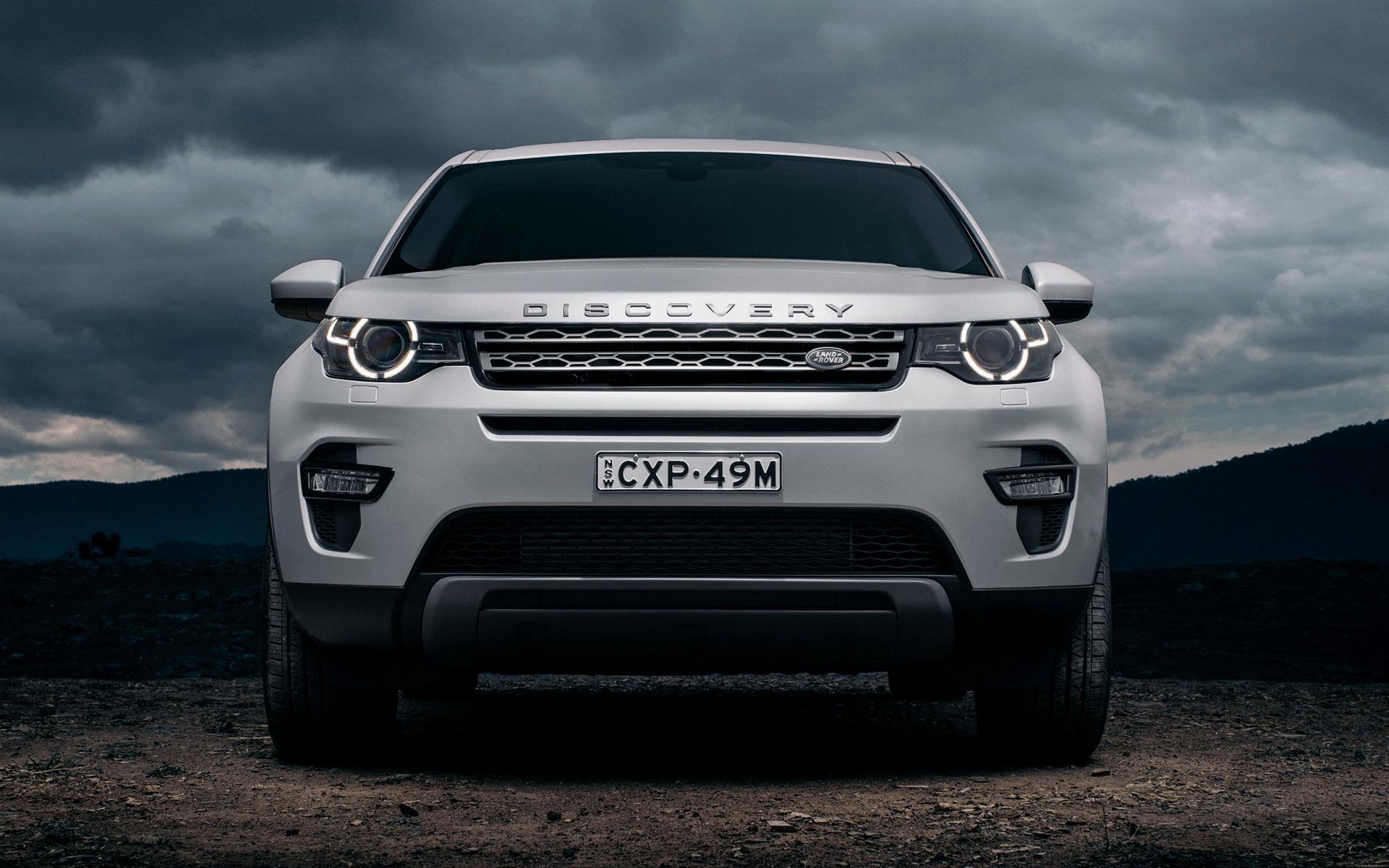 Land Rover Discovery Sport Wallpapers