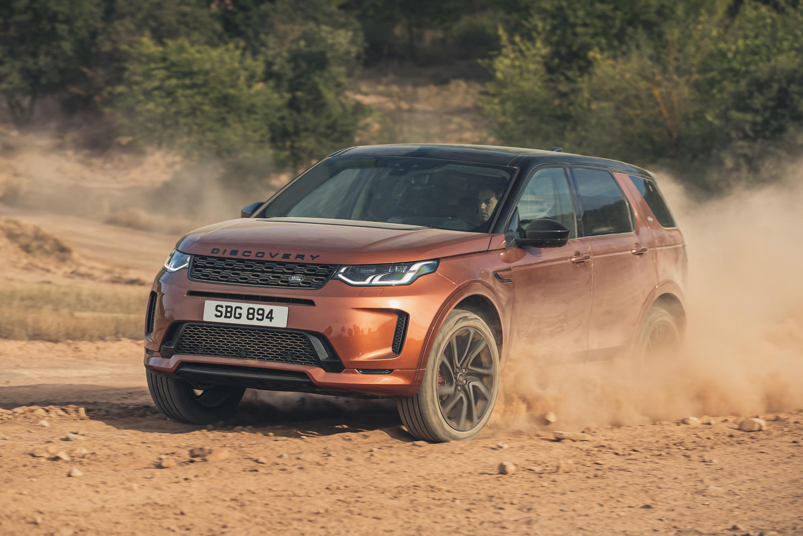 Land Rover Discovery Sport Wallpapers