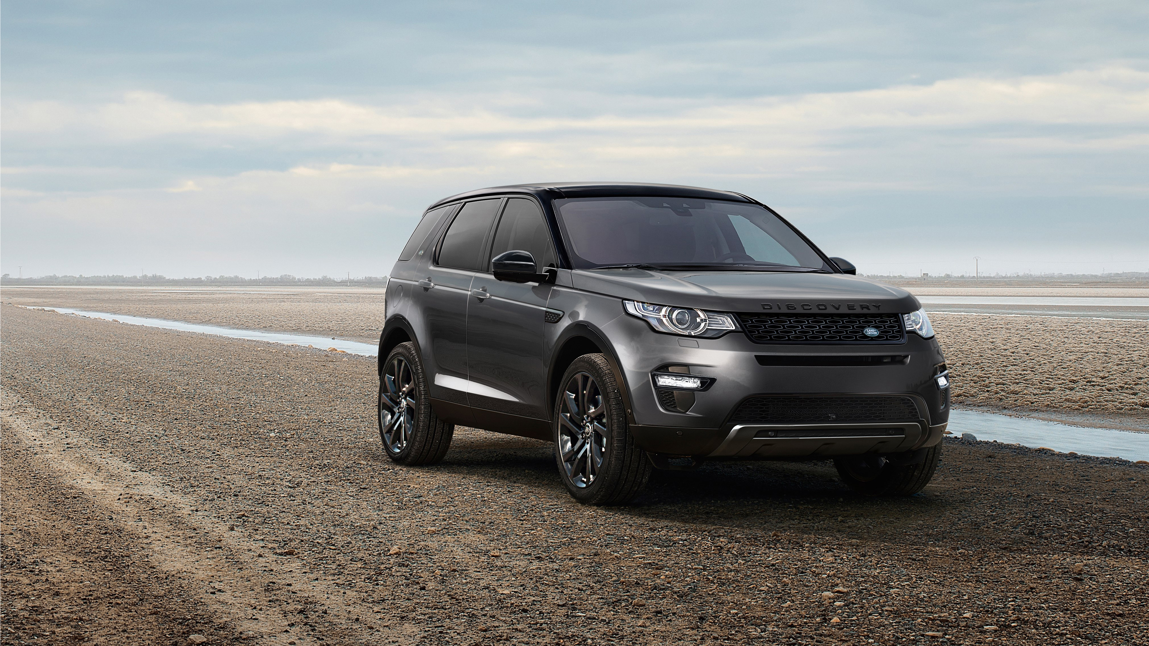 Land Rover Discovery Sport Wallpapers