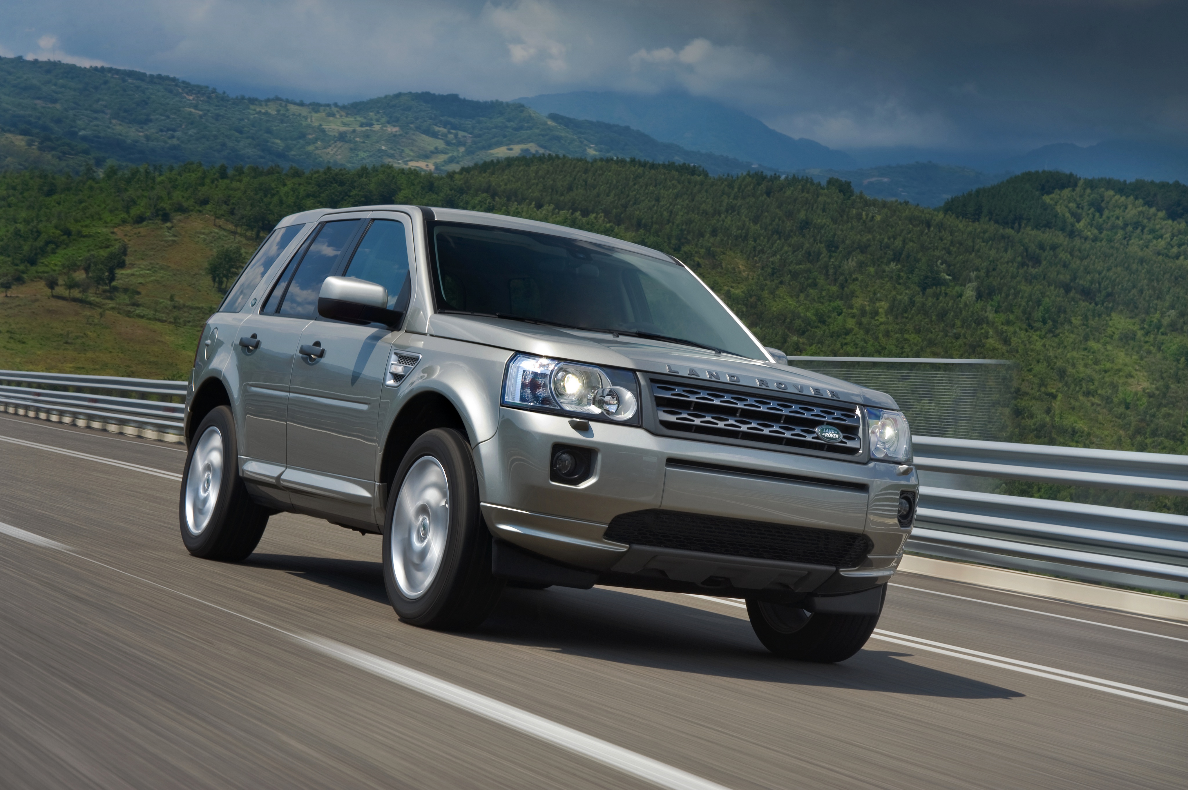 Land Rover Freelander Wallpapers