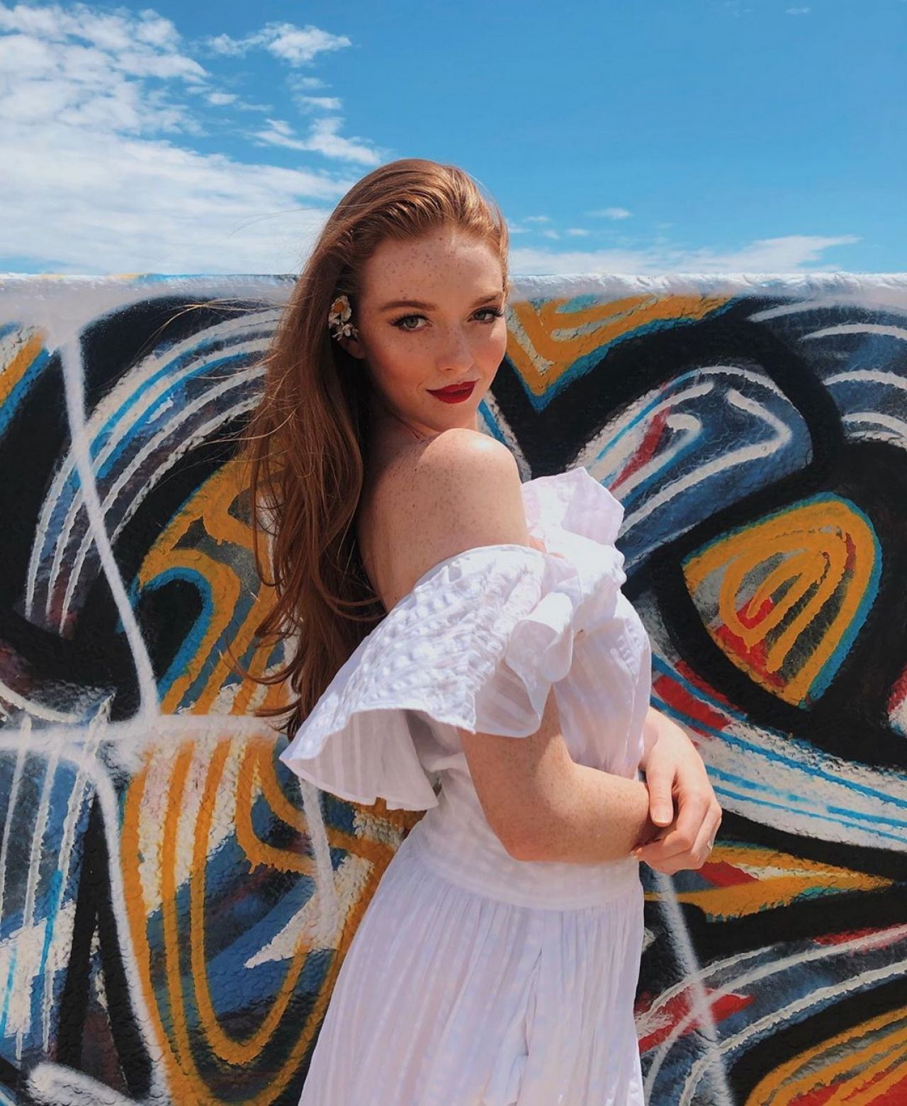 Larsen Thompson Wallpapers