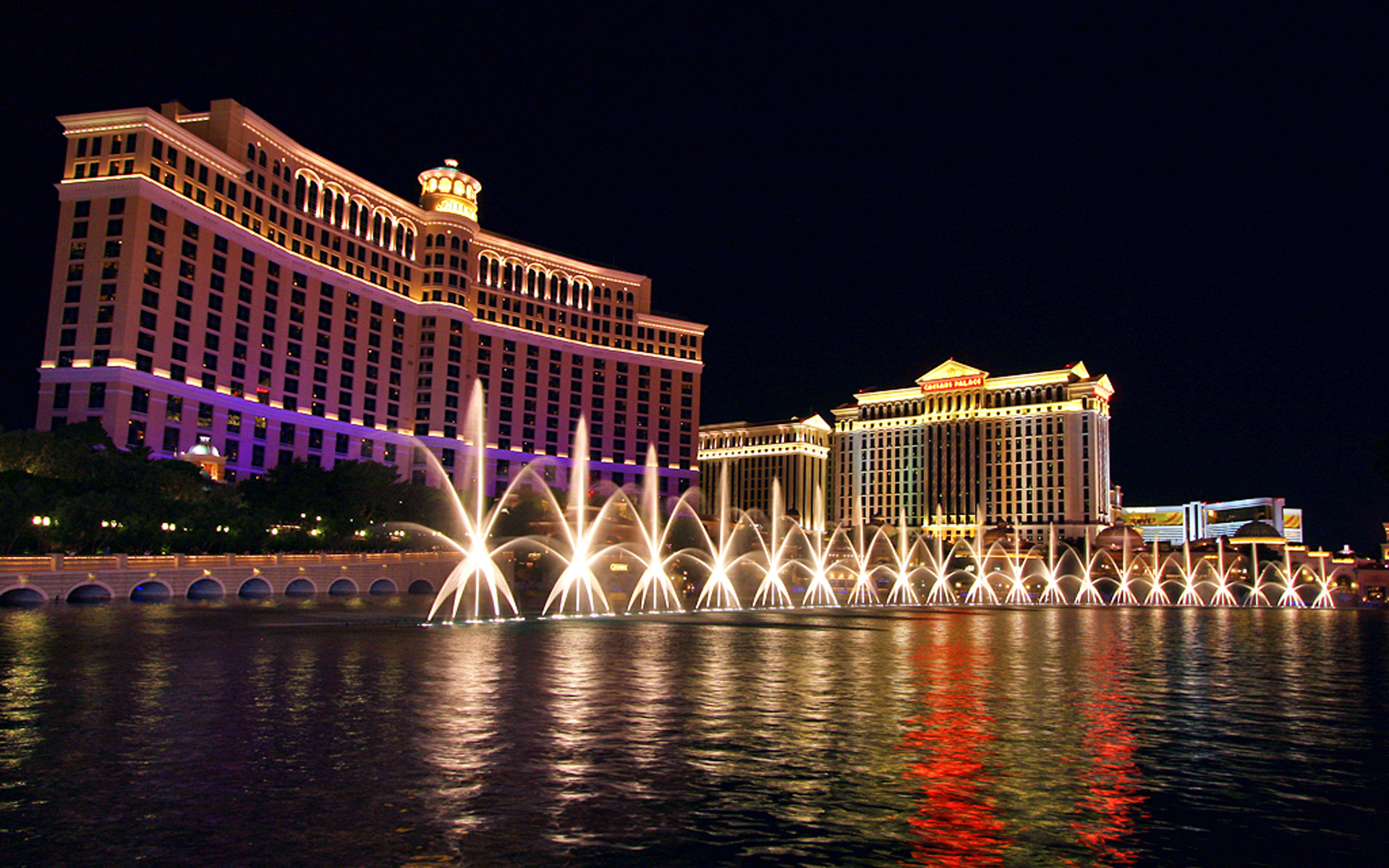 Las Vegas Hd @ Night Wallpapers