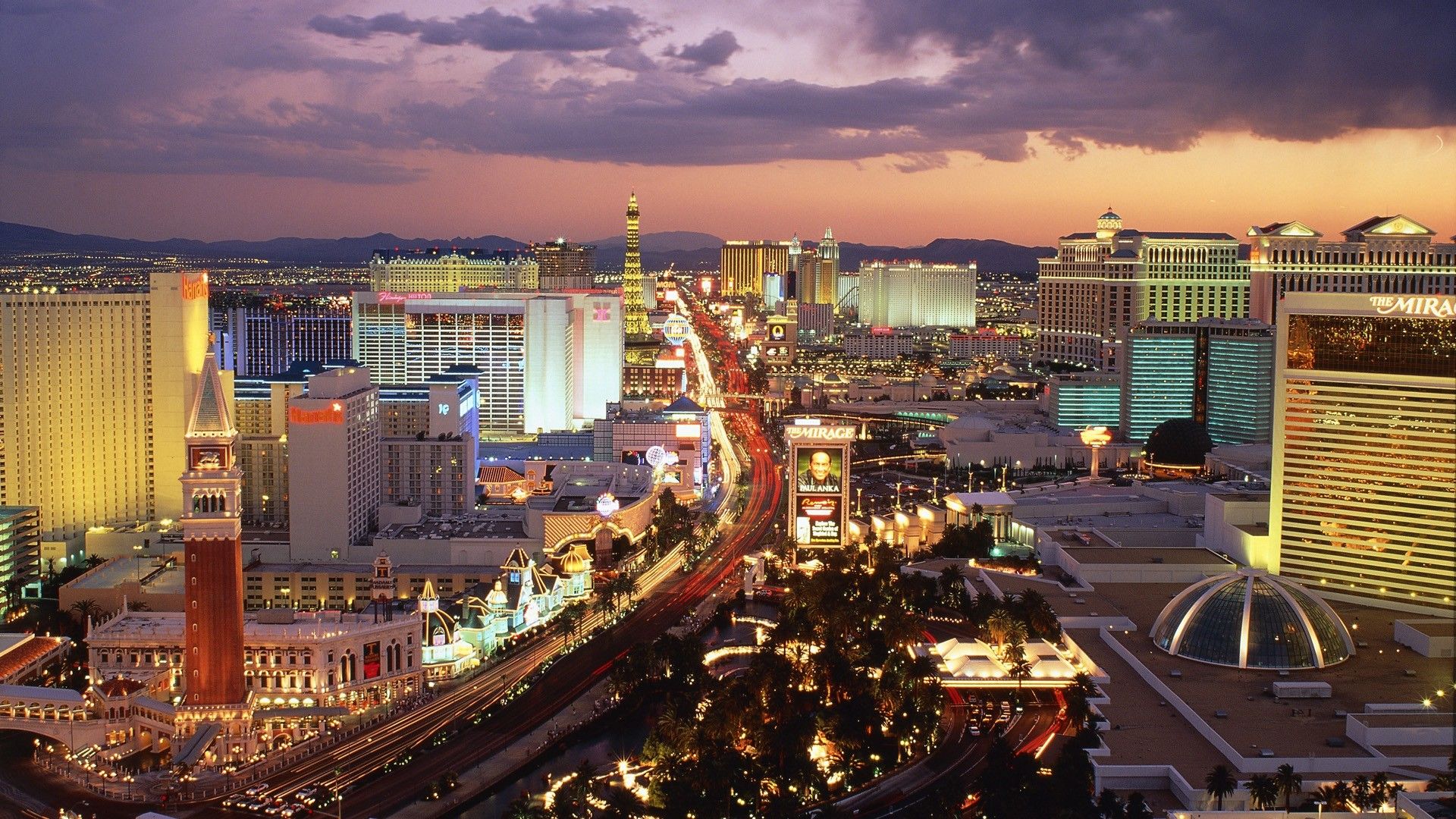 Las Vegas Skyline Wallpapers