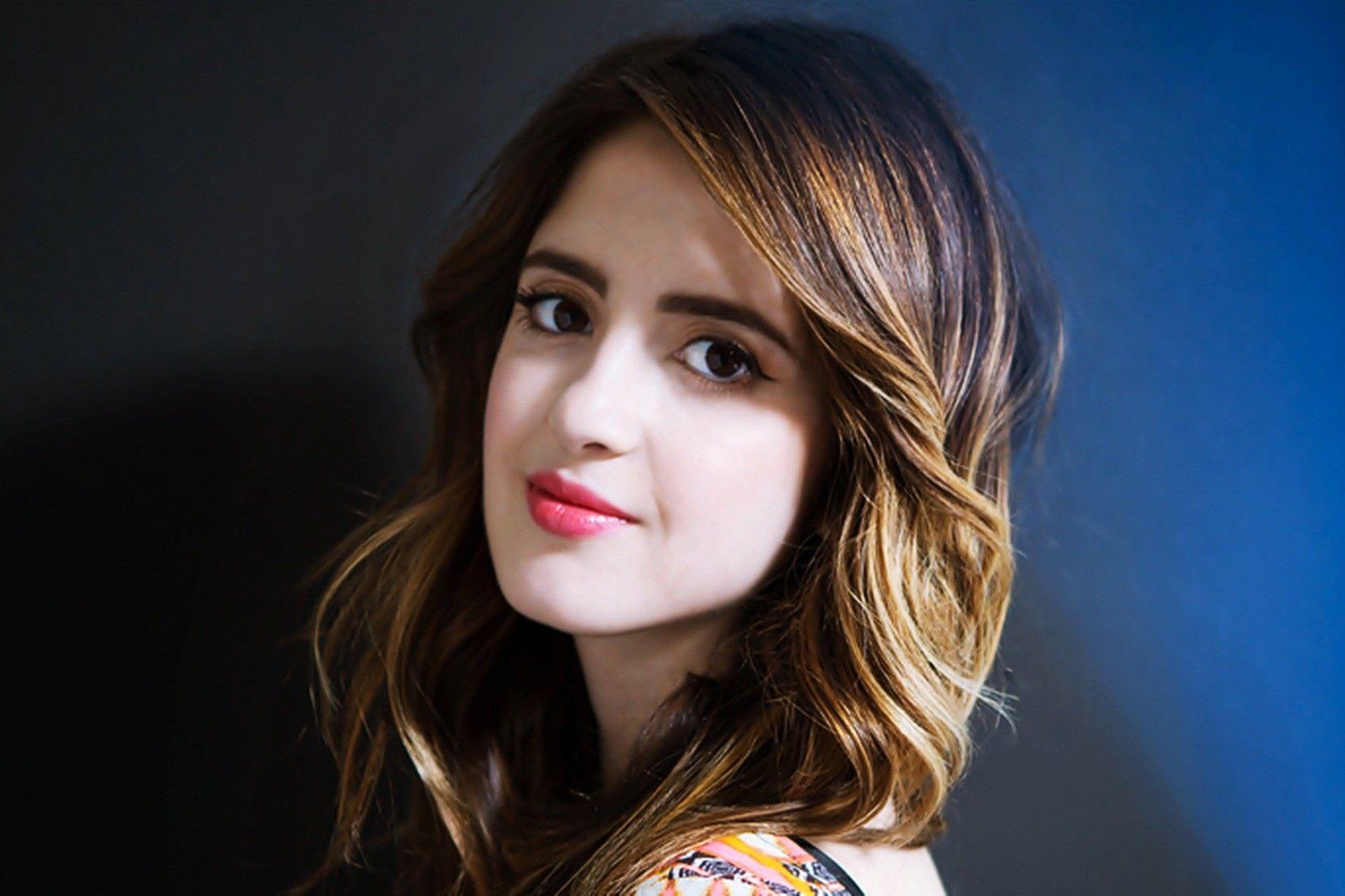 Laura Marano 4K 2020 Wallpapers