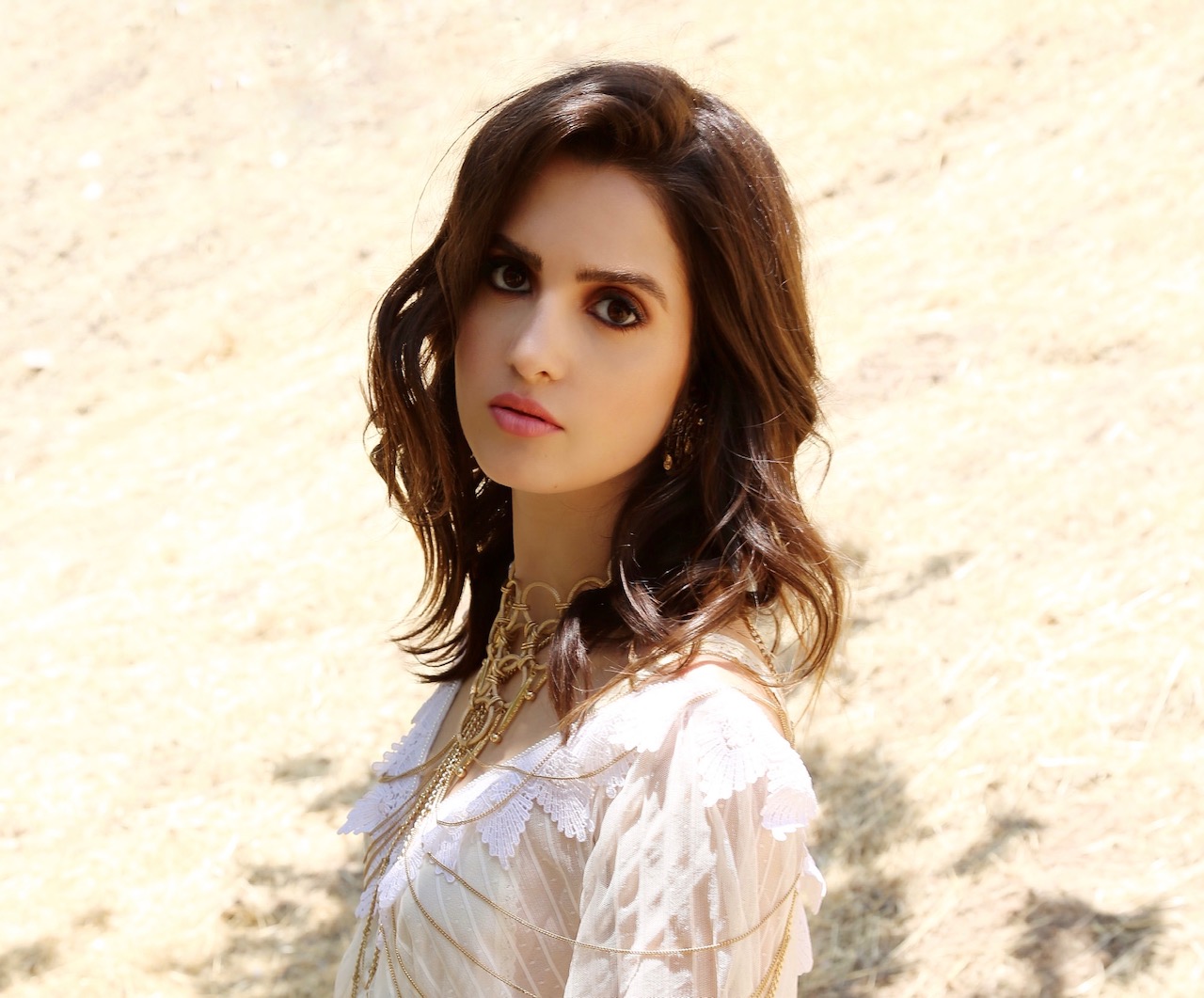 Laura Marano 4K 2020 Wallpapers