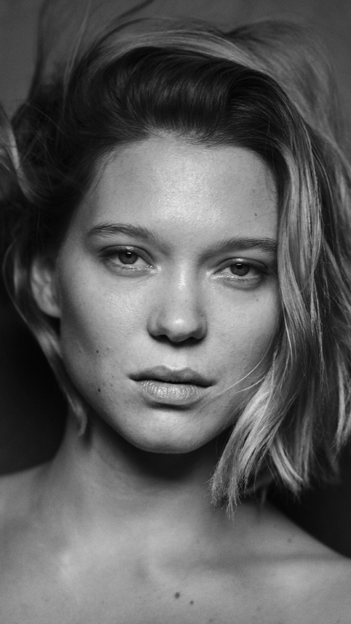 Lea Seydoux Monochrome Wallpapers