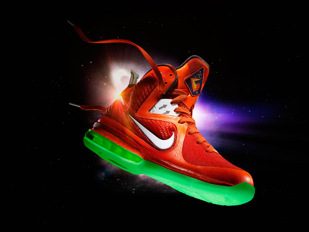 Lebrons Shoes Wallpapers