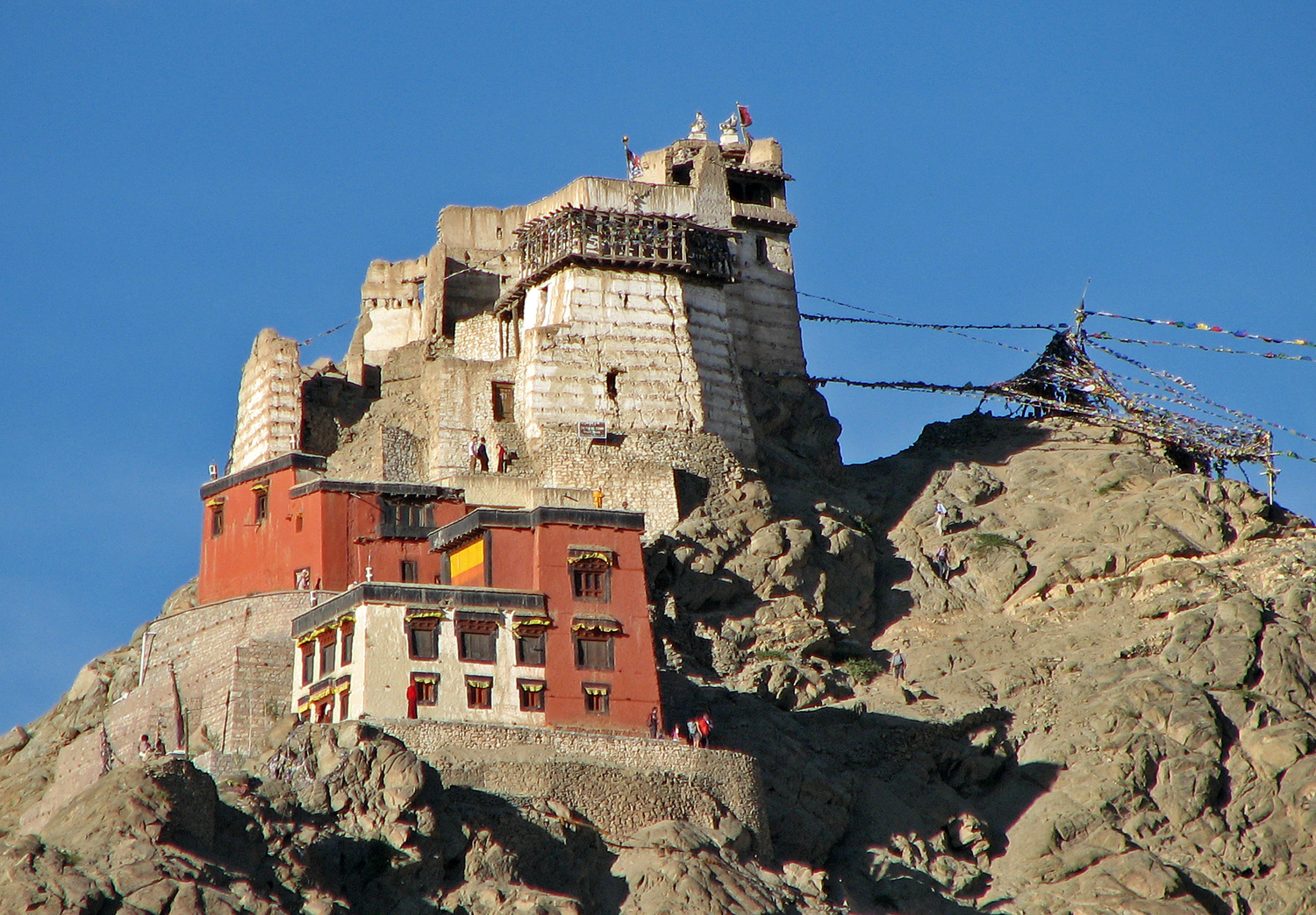 Leh Palace Wallpapers