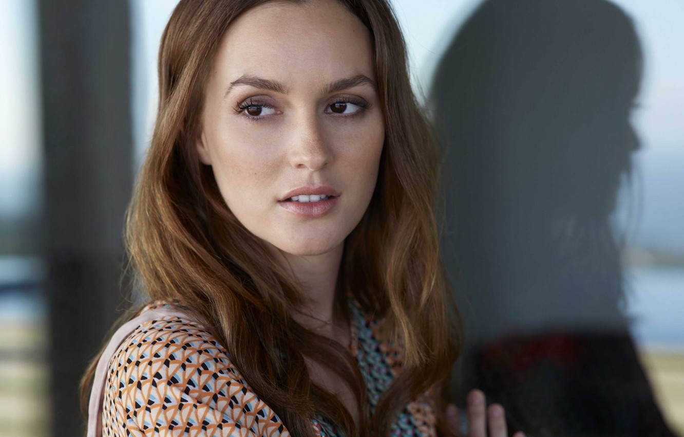 Leighton Meester AOL Build Portrait 2018 Wallpapers