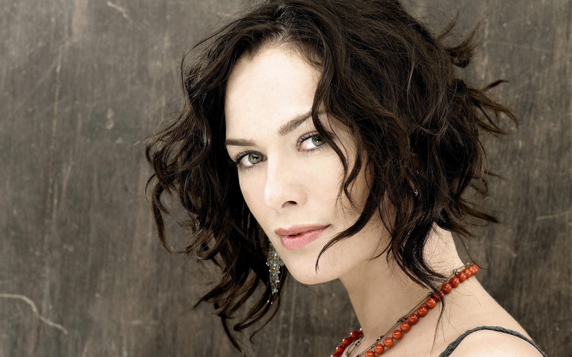 Lena Headey 2017 Wallpapers