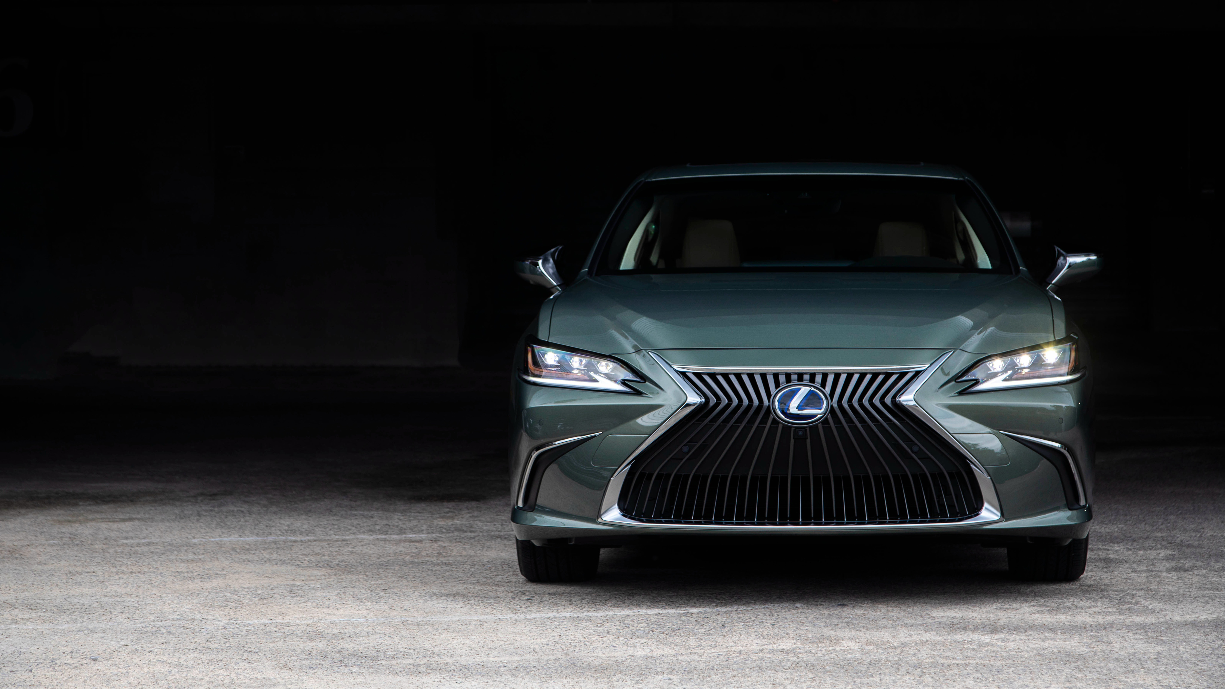 Lexus Es 300H Wallpapers