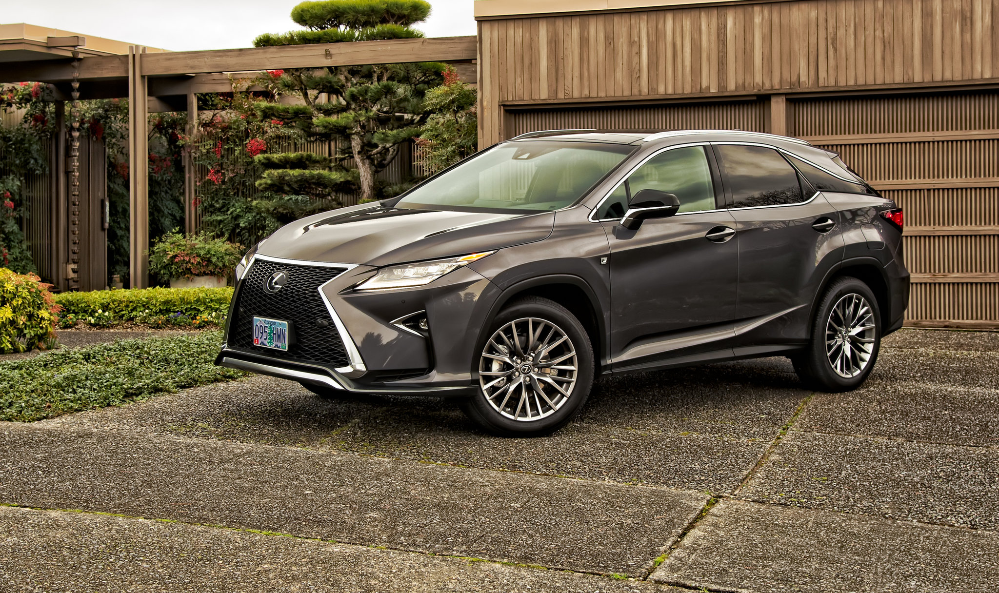 Lexus Rx 350L Wallpapers