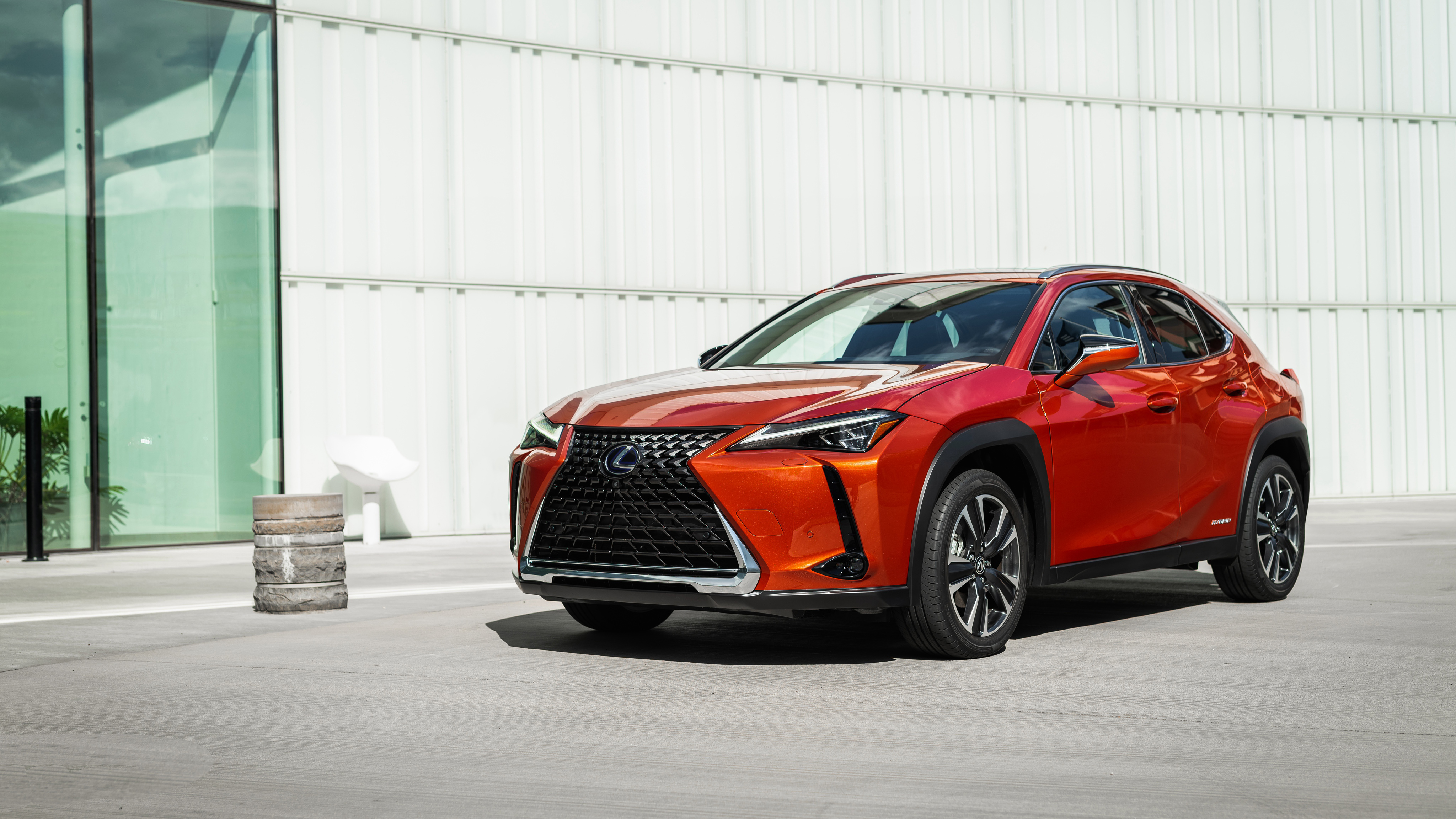 Lexus Ux 250H Wallpapers