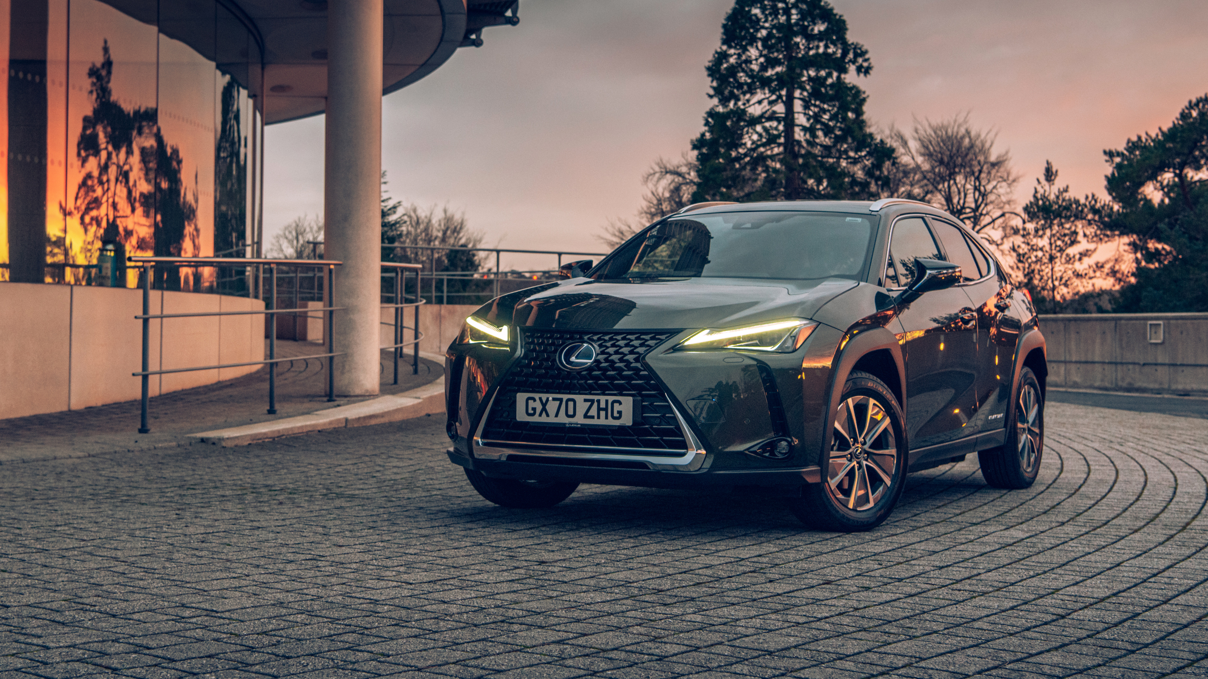 Lexus Ux 300E Wallpapers