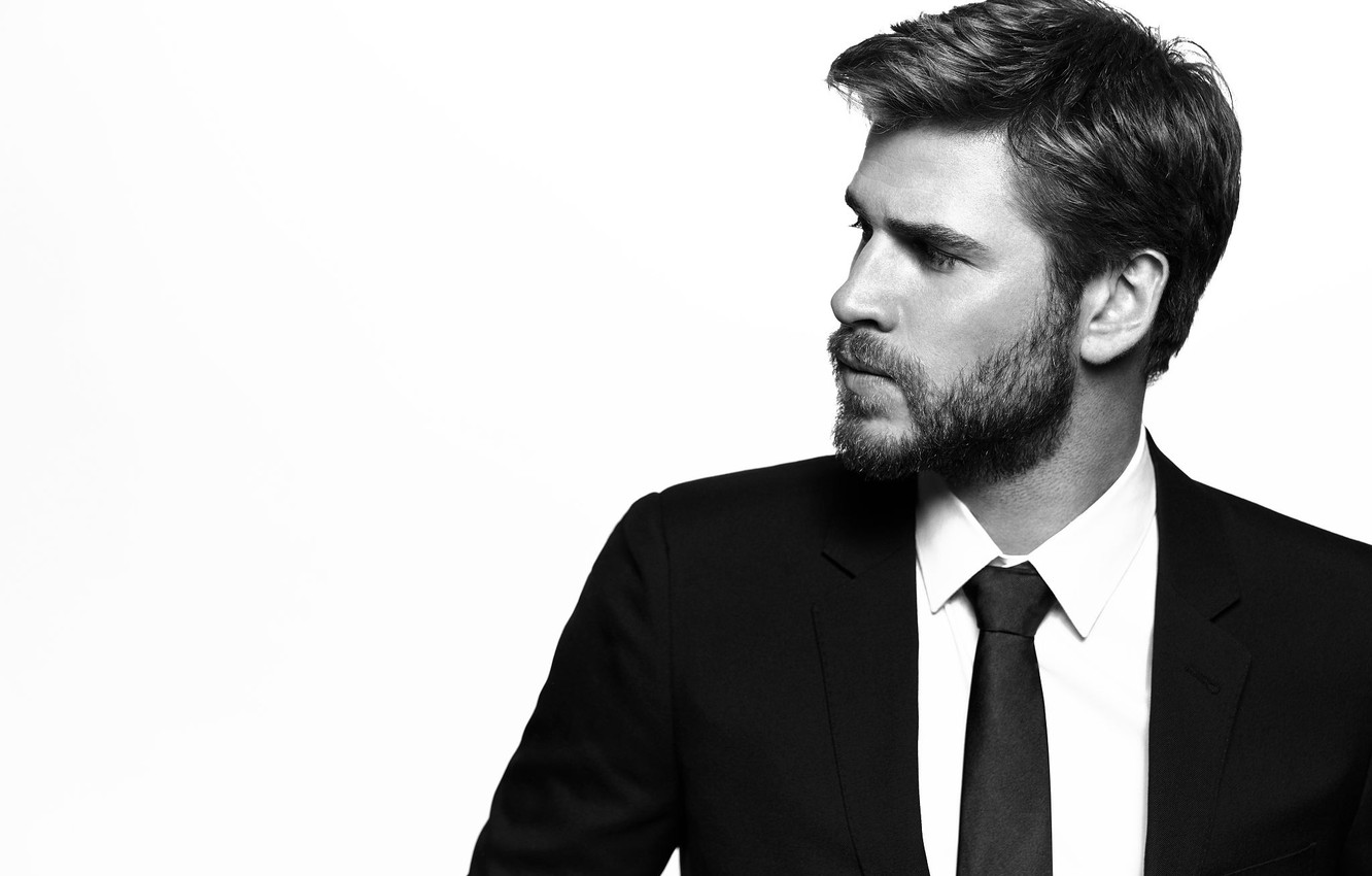 Liam Hemsworth Wallpapers