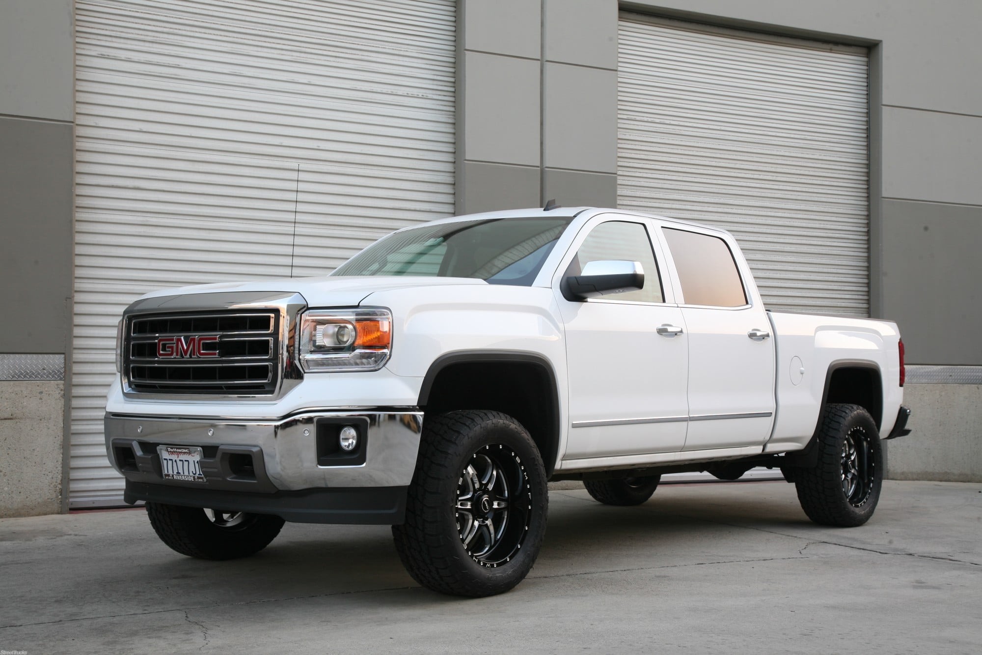 Lifted Gmc Trucks Wallpapers