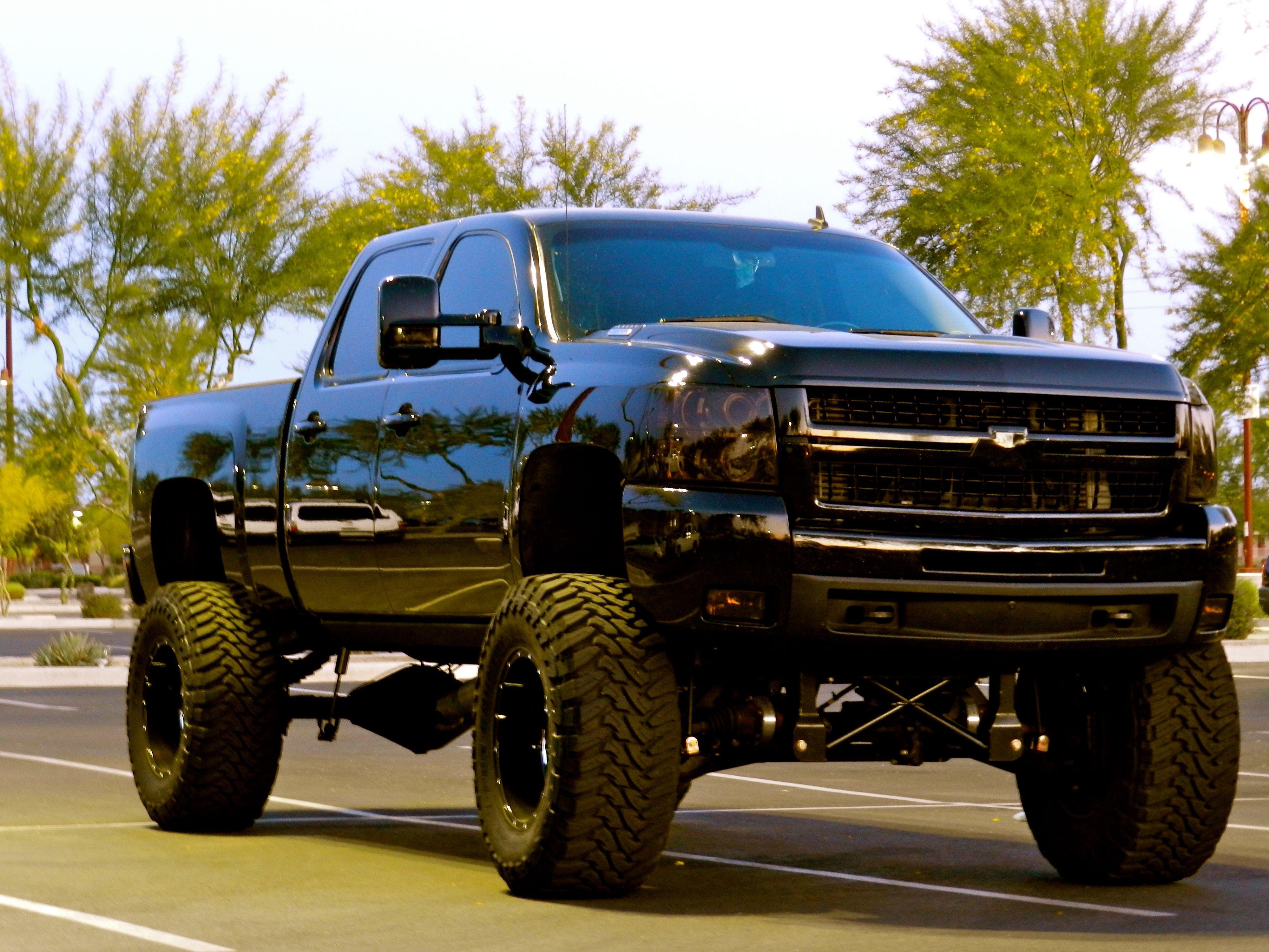 Lifted Truck Wallpapers