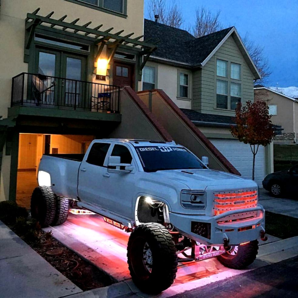 Lifted Truck Wallpapers