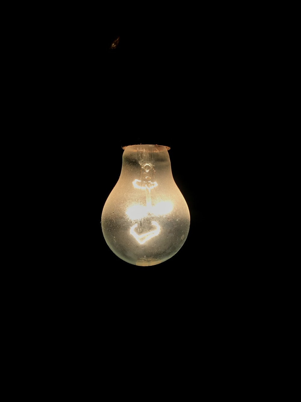 Light Bulbs Aesthetic Wallpapers