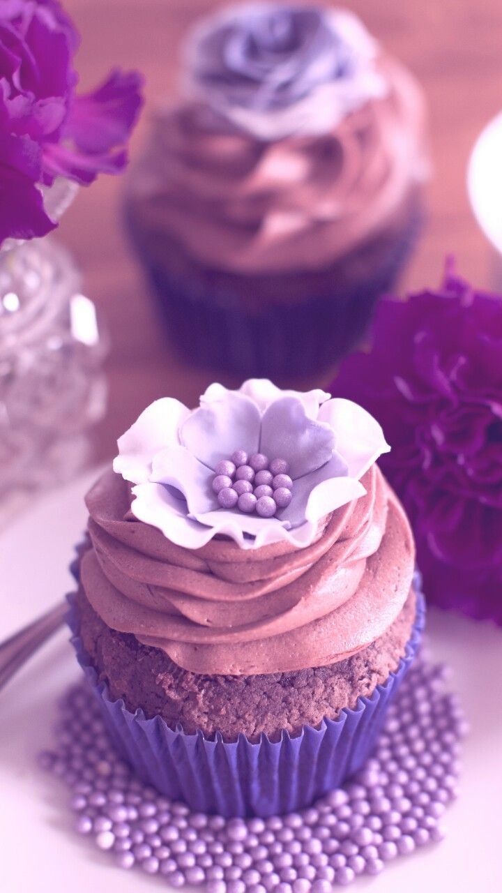 Light Purple Cupcakes Wallpapers