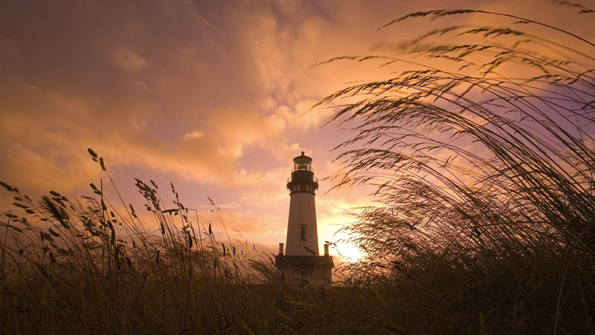 Lighthouse At Sunsrise Wallpapers