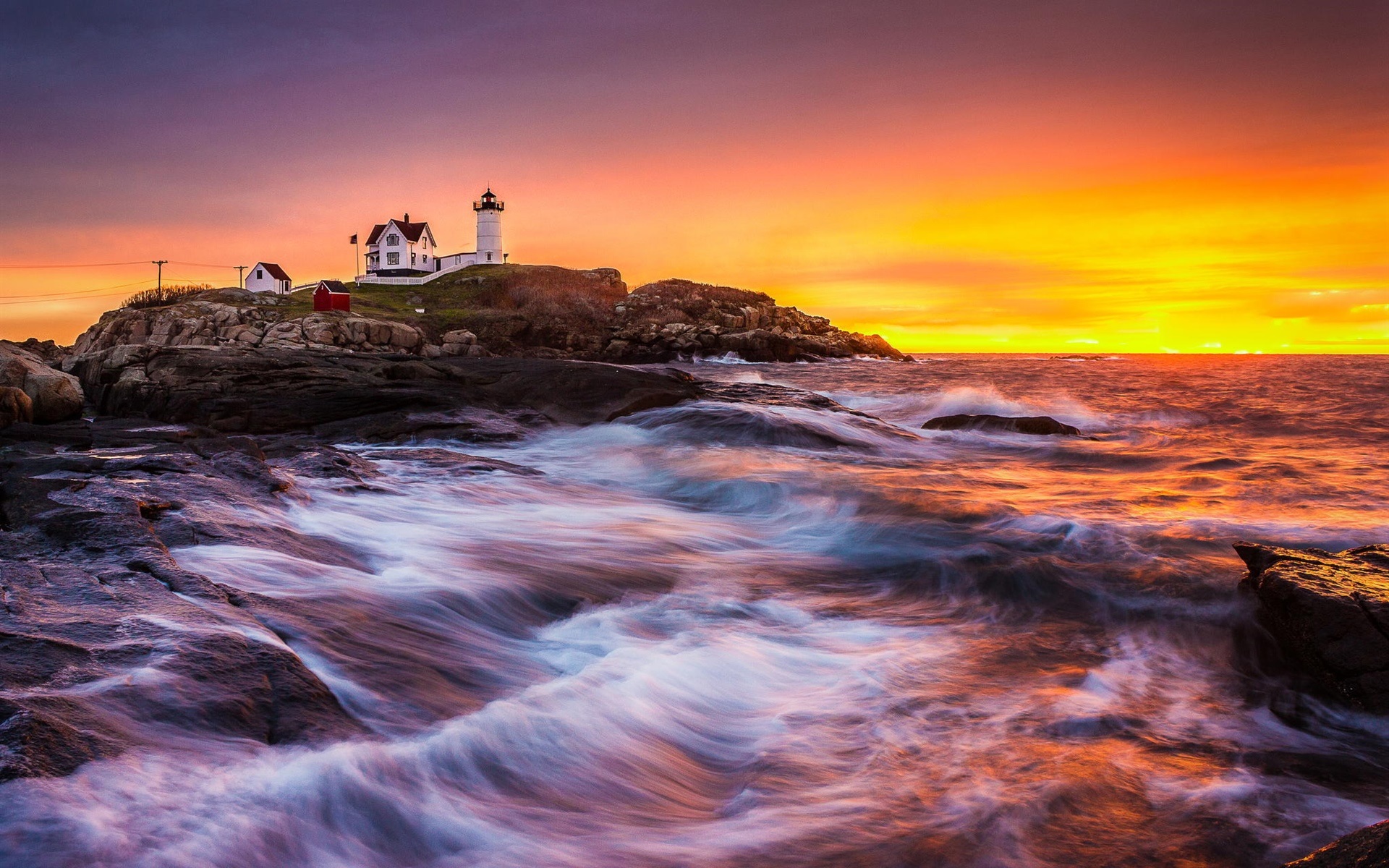 Lighthouse At Sunsrise Wallpapers