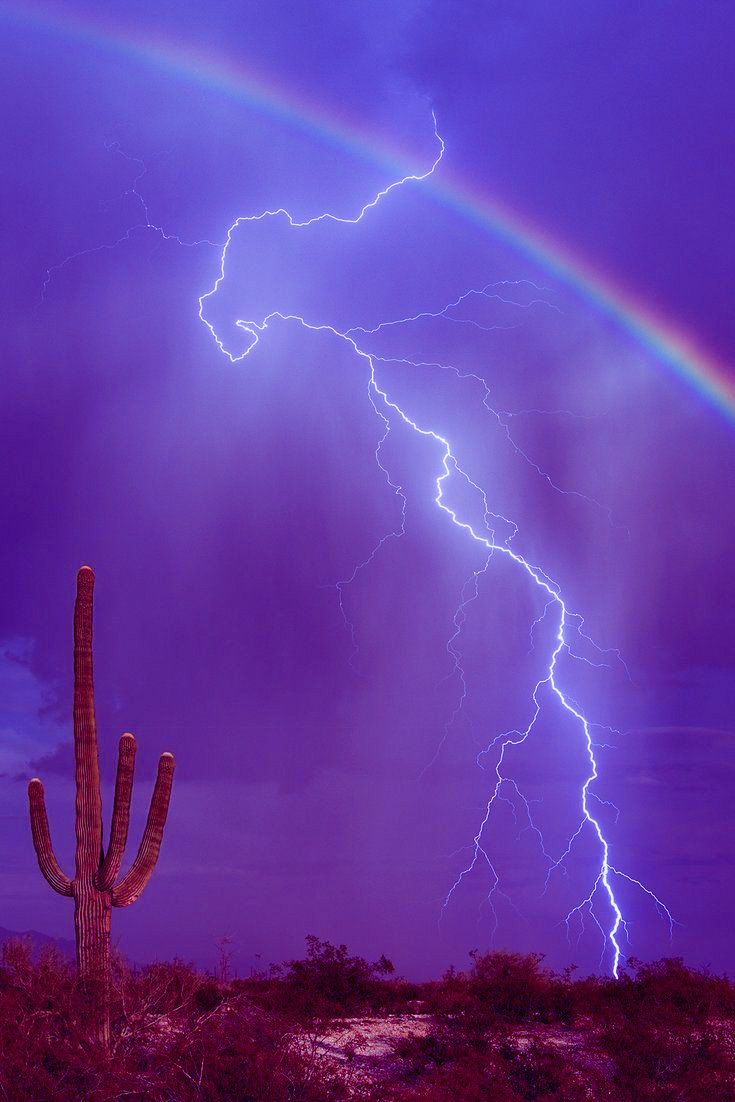 Lightning Desert Wallpapers