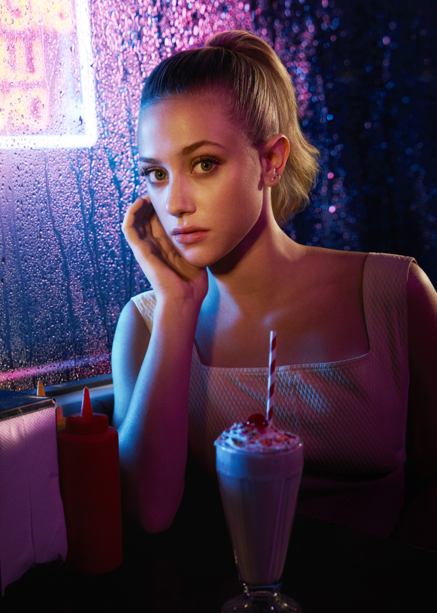 Lili Reinhart 2017 Wallpapers